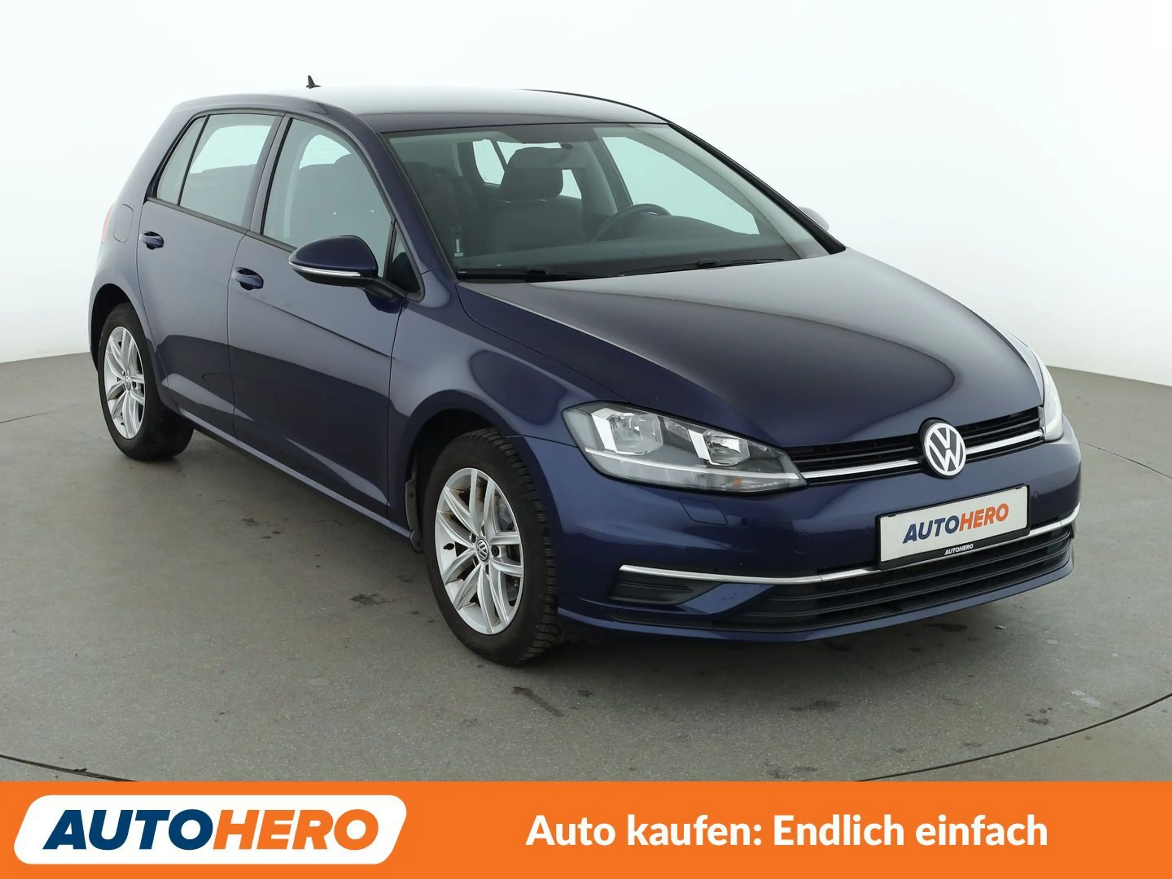 Volkswagen Golf 1.6 TDI Comfortline BMT Aut*NAVI*ACC*PDC*SHZ* — photo 8