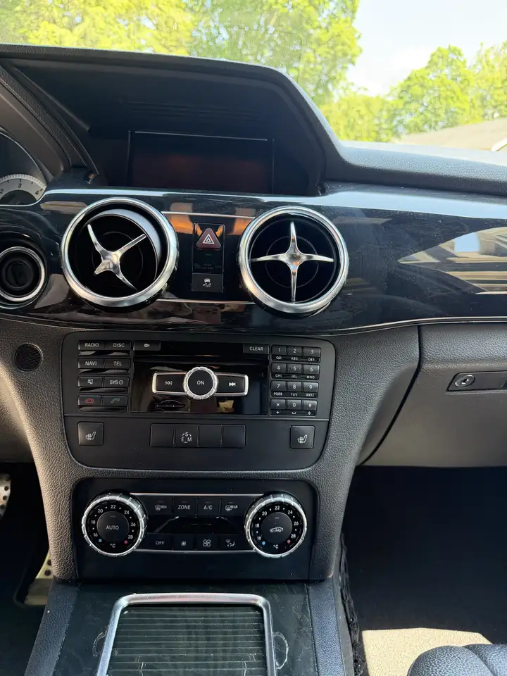 des-Benz GLK-Class photo des-Benz GLK-Class