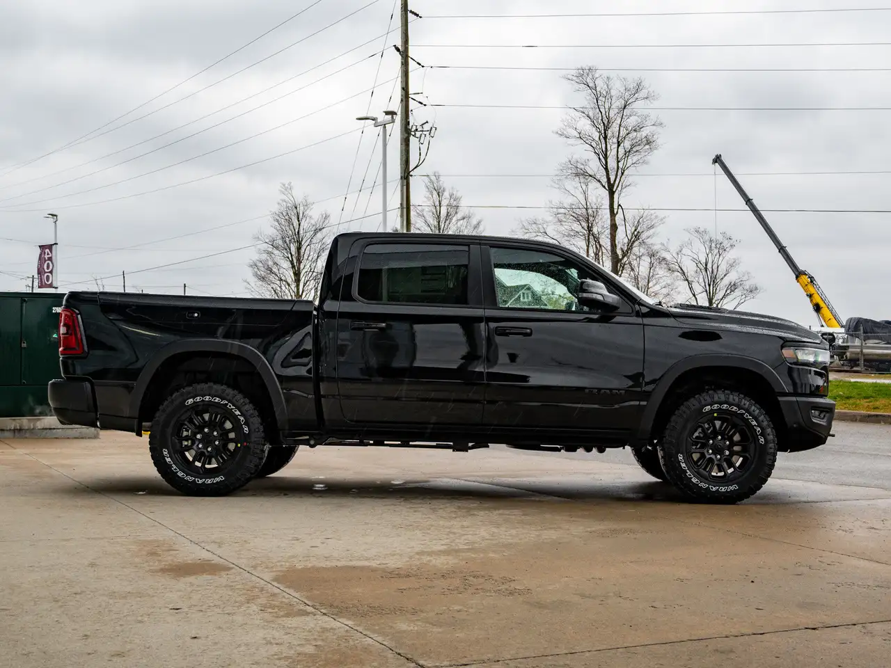 RAM 1500 снимка RAM 1500