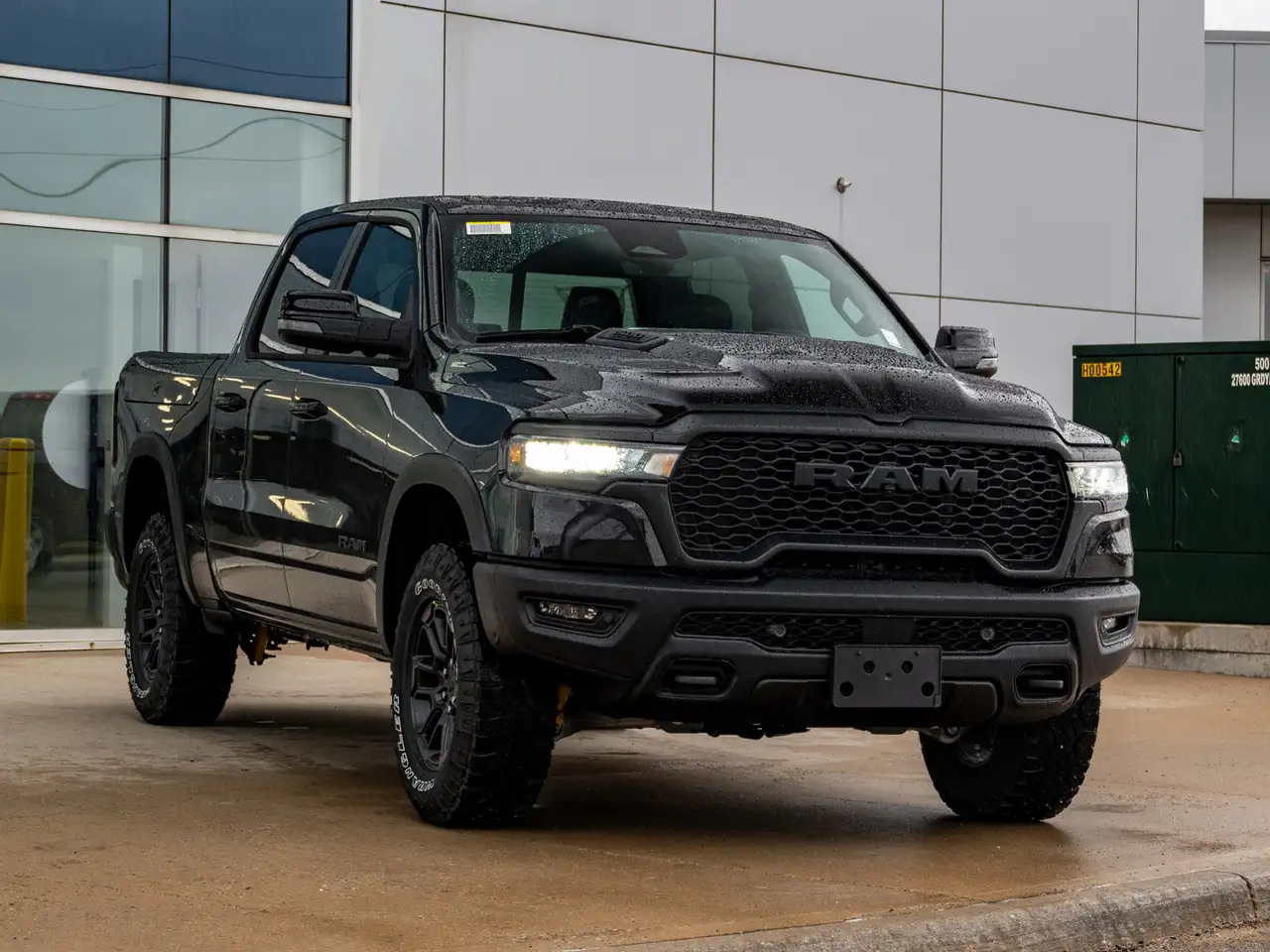 RAM 1500 снимка RAM 1500