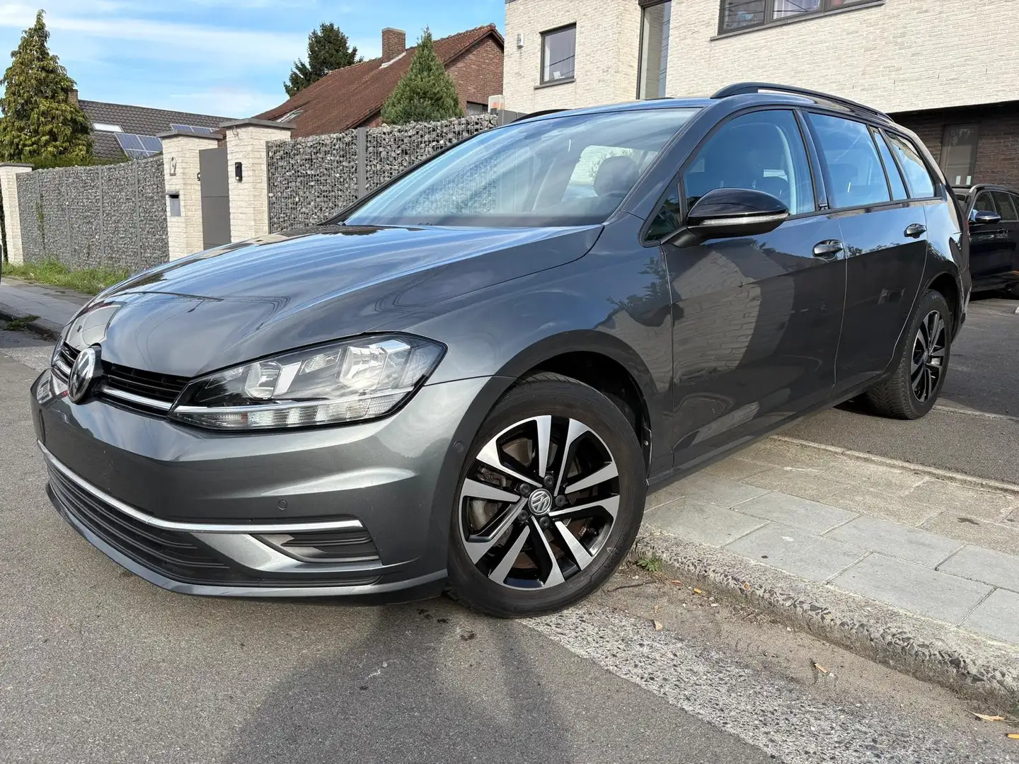 Volkswagen Golf IQ Drive - 1