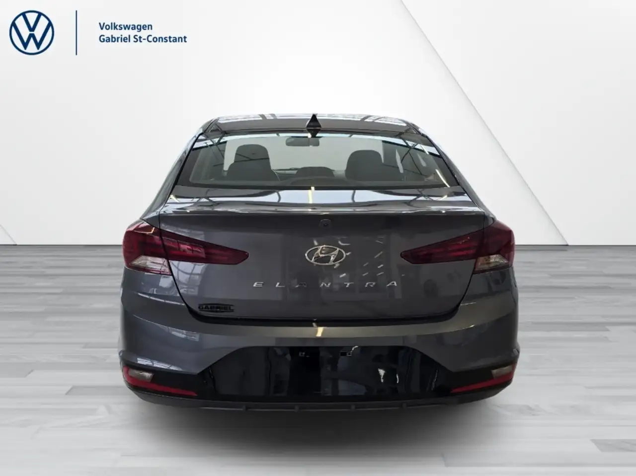 Hyundai ELANTRA снимка Hyundai ELANTRA
