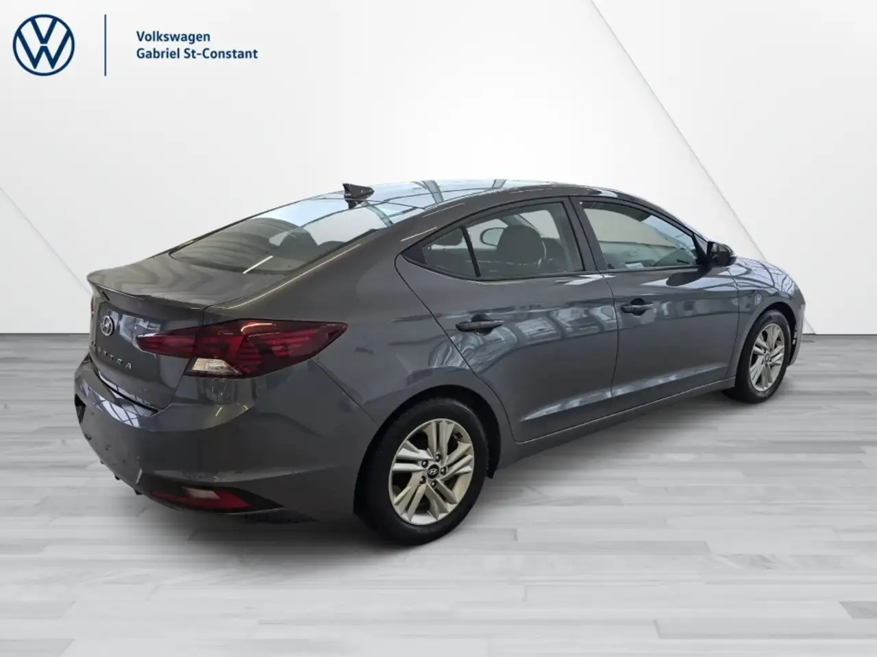 Hyundai ELANTRA снимка Hyundai ELANTRA