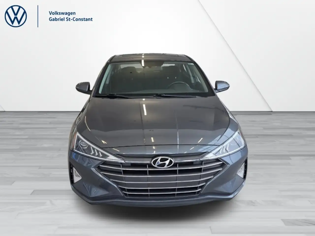 Hyundai ELANTRA снимка Hyundai ELANTRA