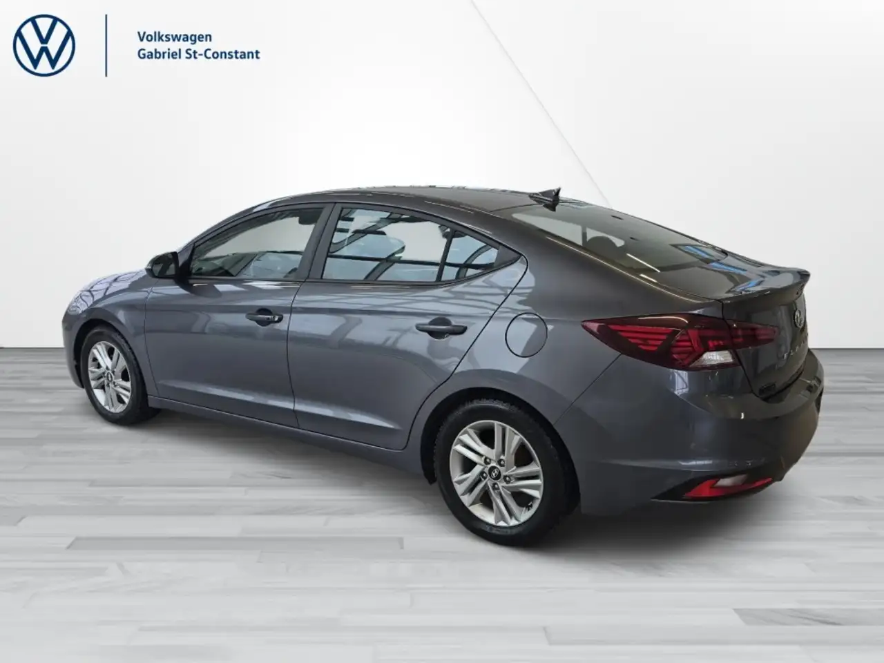 Hyundai ELANTRA снимка Hyundai ELANTRA