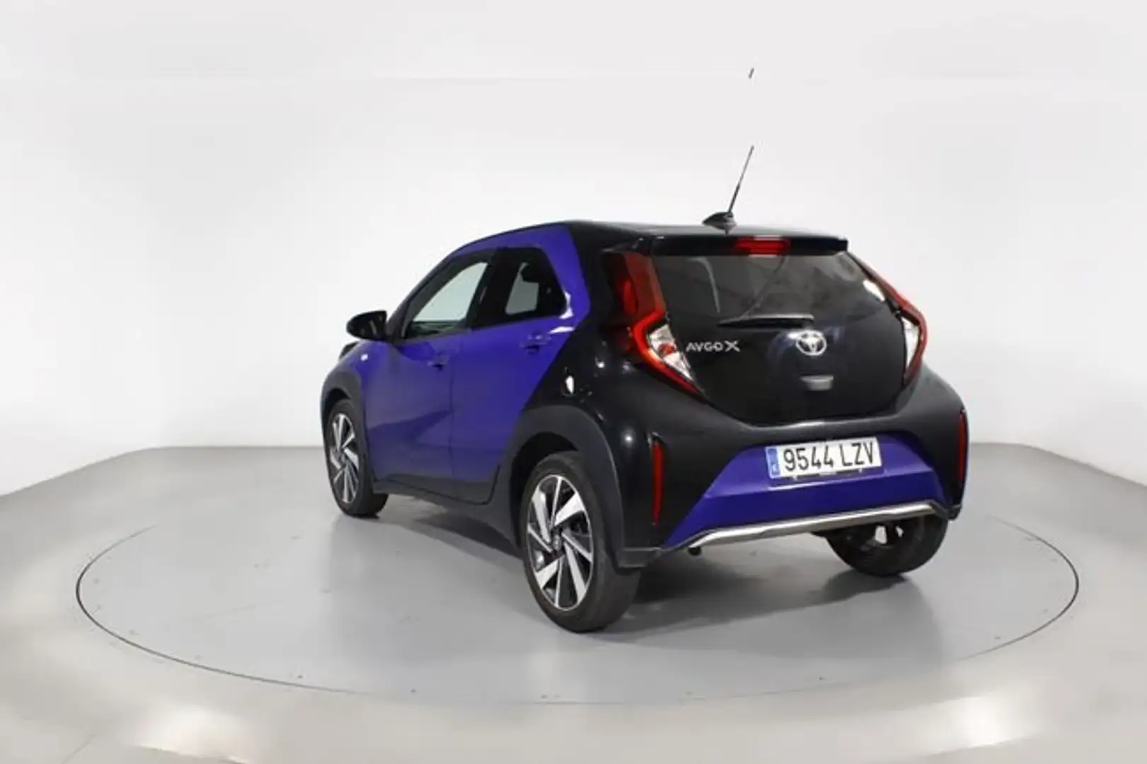 Toyota Aygo X 1.0 VVT-I TRENDY EDITION 5P Azul - 2