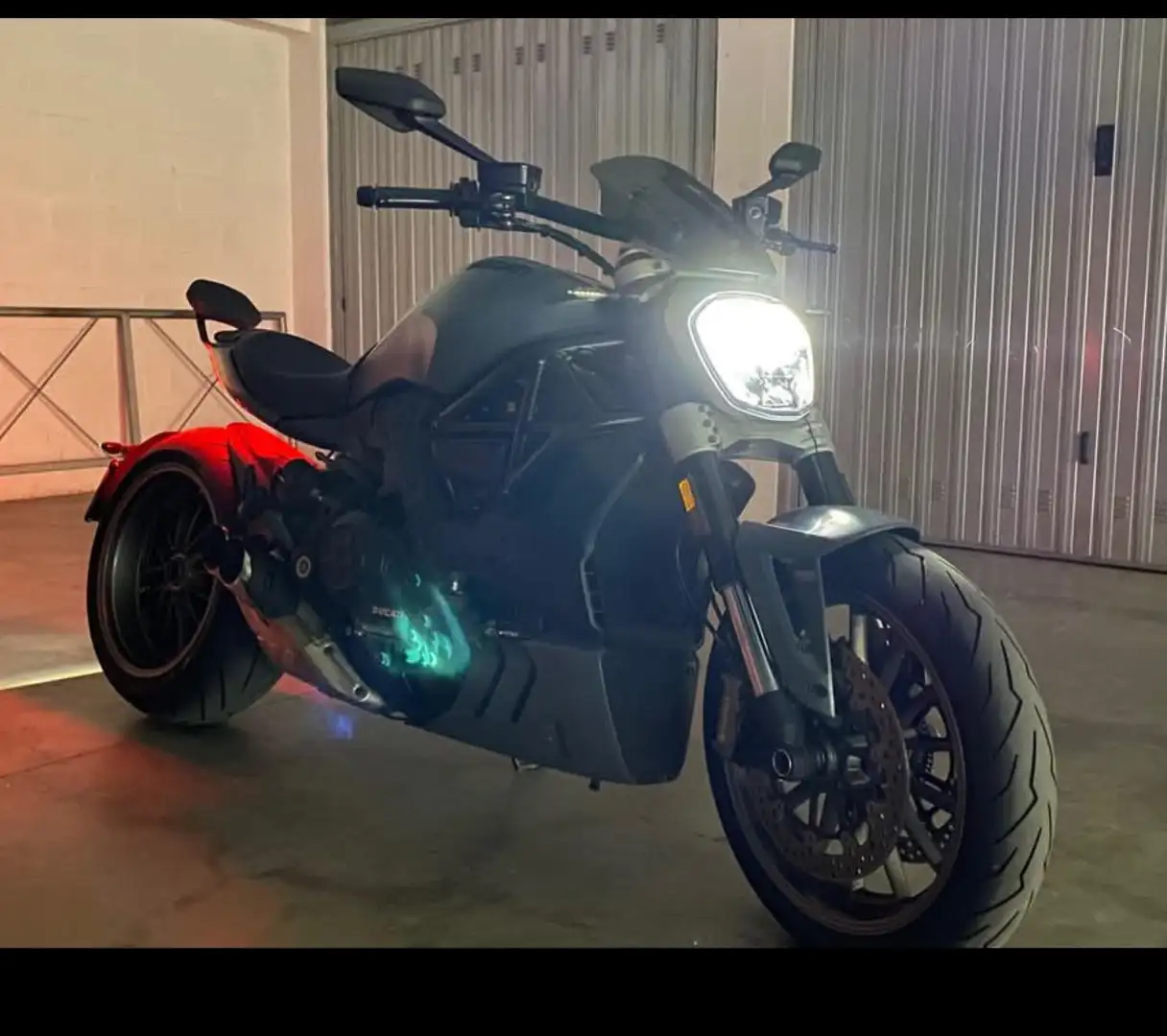 Ducati XDiavel Grey - 1