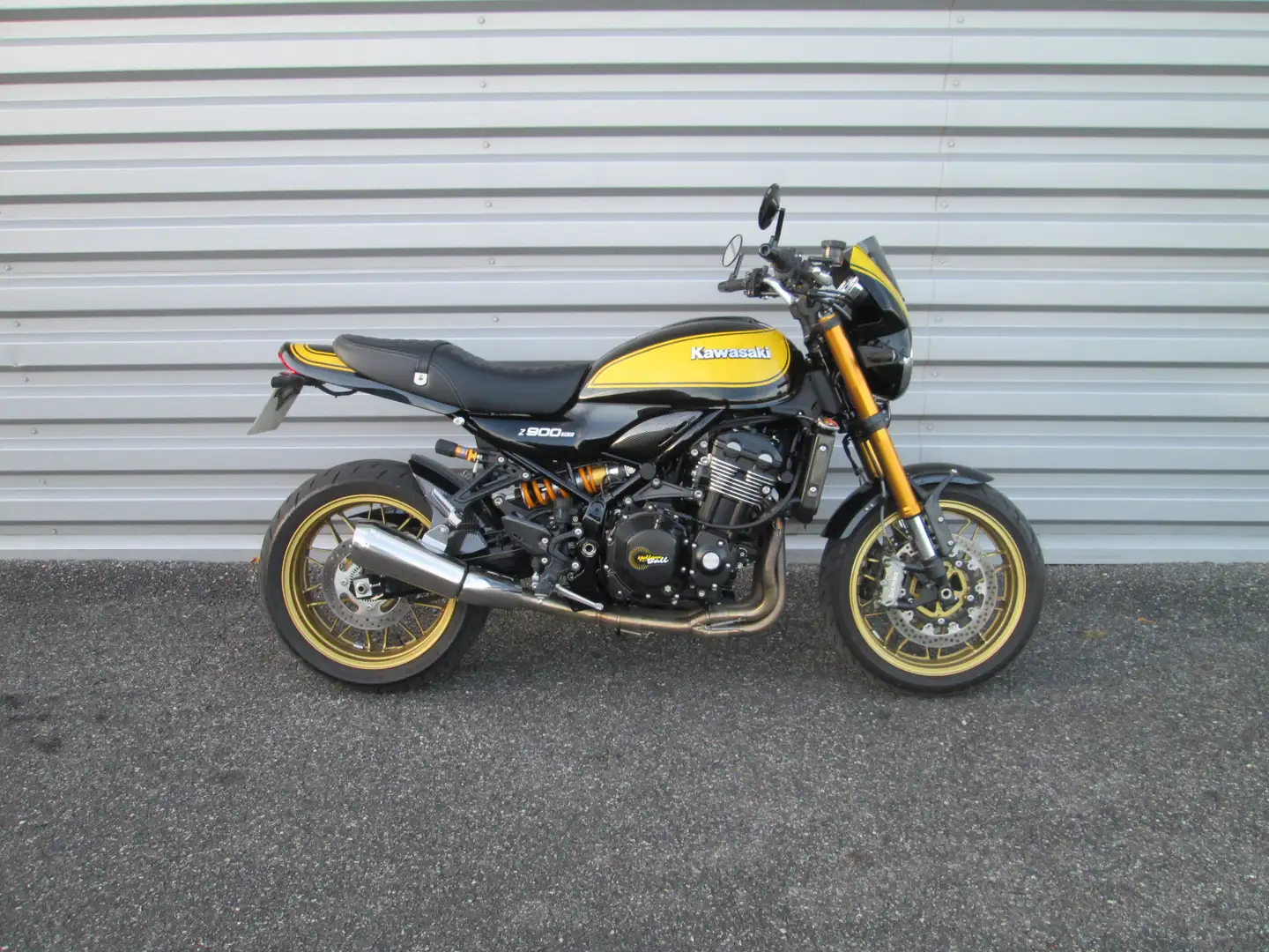 Kawasaki Z900RS Jaune - 2