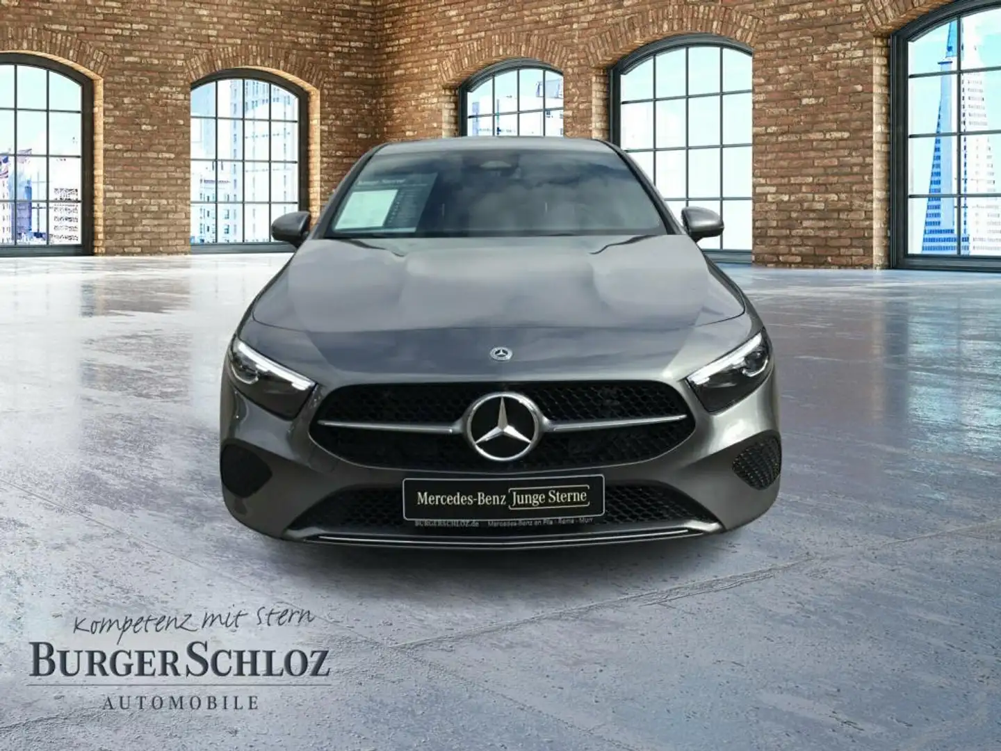 Mercedes-Benz A 180 progressive AHK AUT DynLicht Fernlichtass. Grau - 2