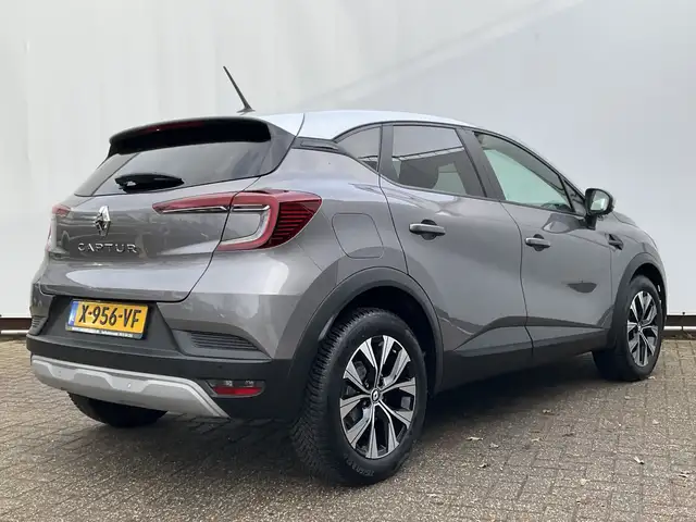 Renault Captur view 12