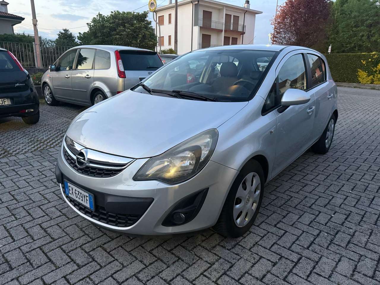 Opel Corsa Corsa 1.2 Edition GPL