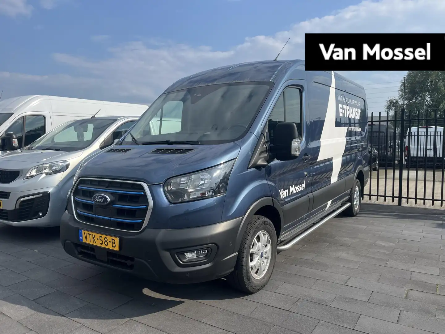 Ford E-Transit 350 L3H2 Trend 68 kWh | 360-graden camera | Naviga Синий - 1