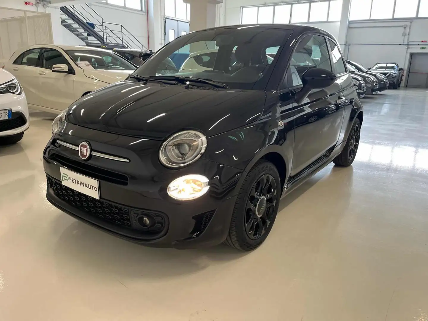 Fiat 500 1.0 Hybrid Connect Nero - 1