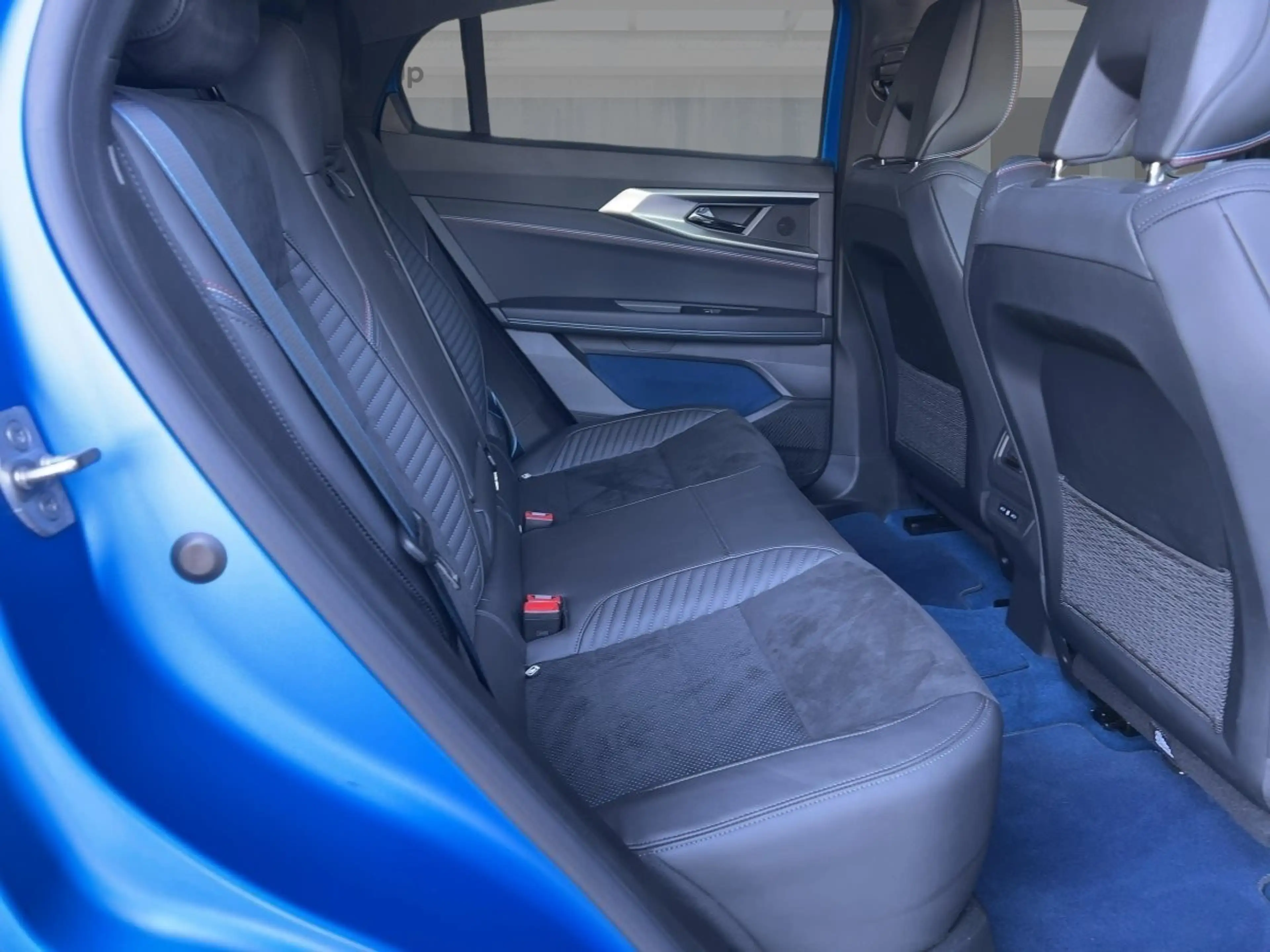 Renault Rafale Atelier Alpine E-Tech Plug-in Hybrid 300 4x4 — photo 9