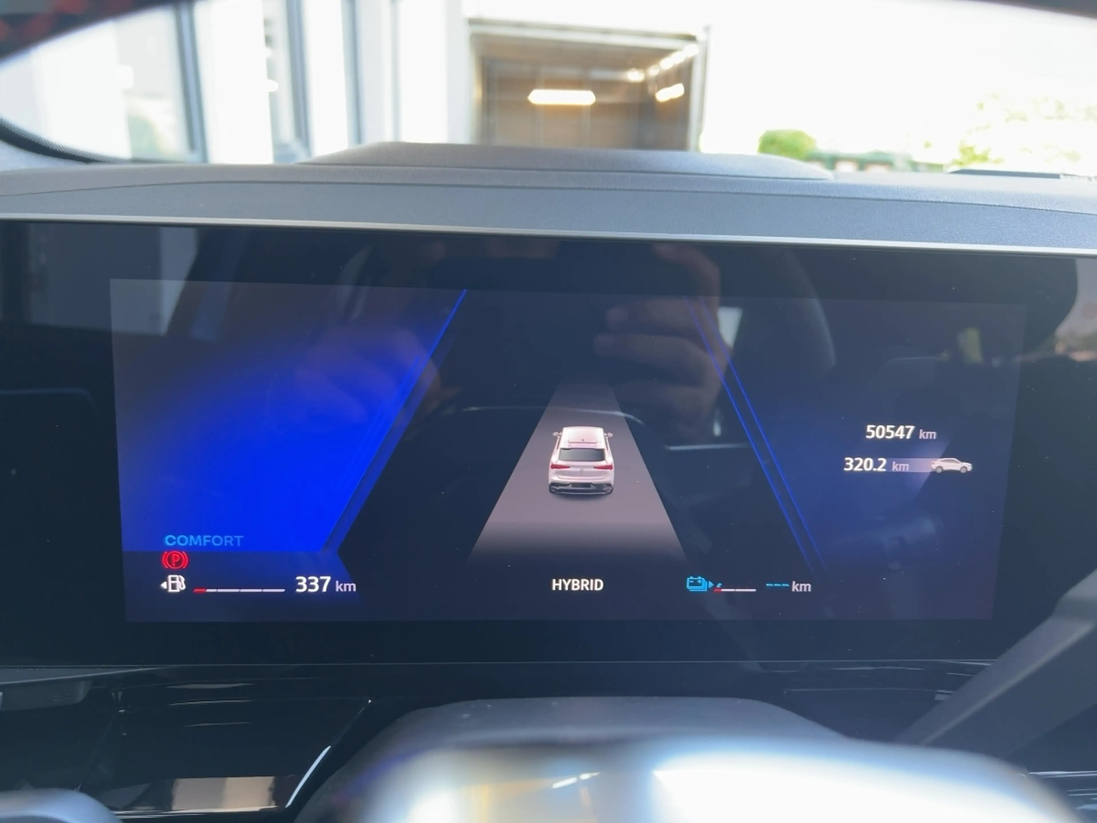 Renault Rafale Atelier Alpine E-Tech Plug-in Hybrid 300 4x4 — photo 13