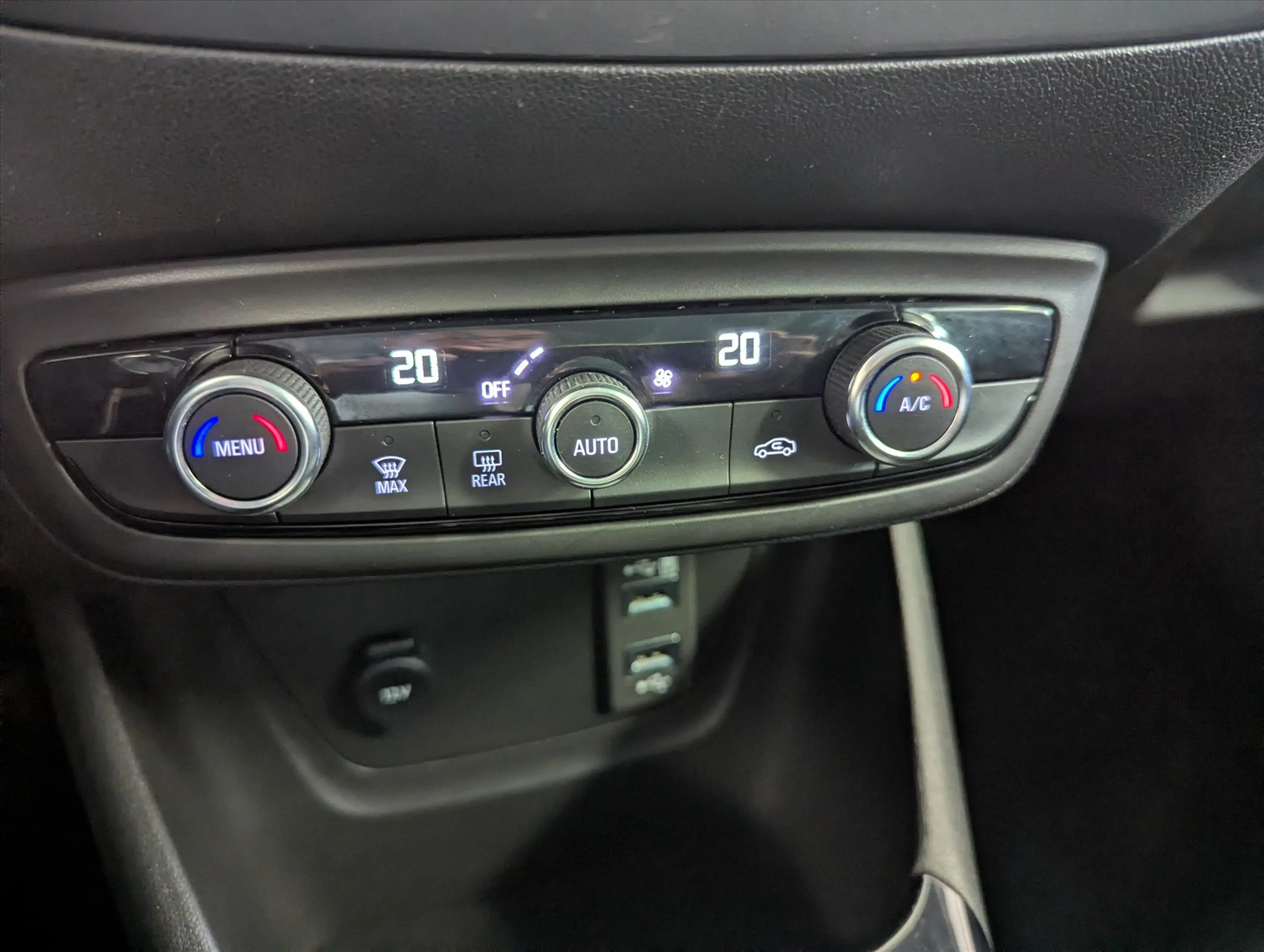 Opel Crossland 1.2 110pk Start/Stop Elegance *Navi/AircoEcc* — photo 9