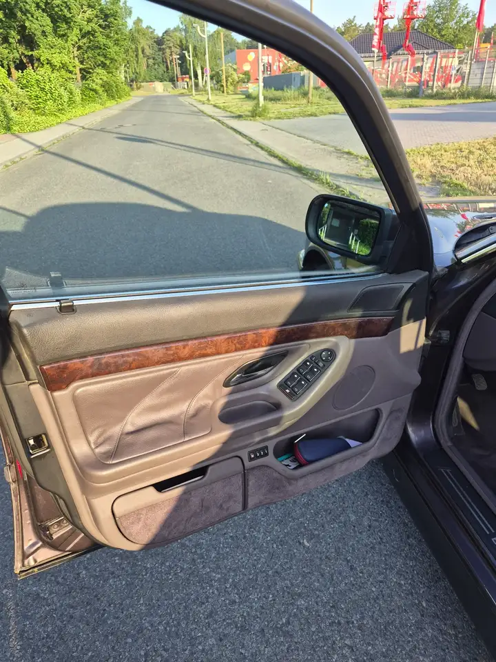 BMW 740i V8 E38, foto 7