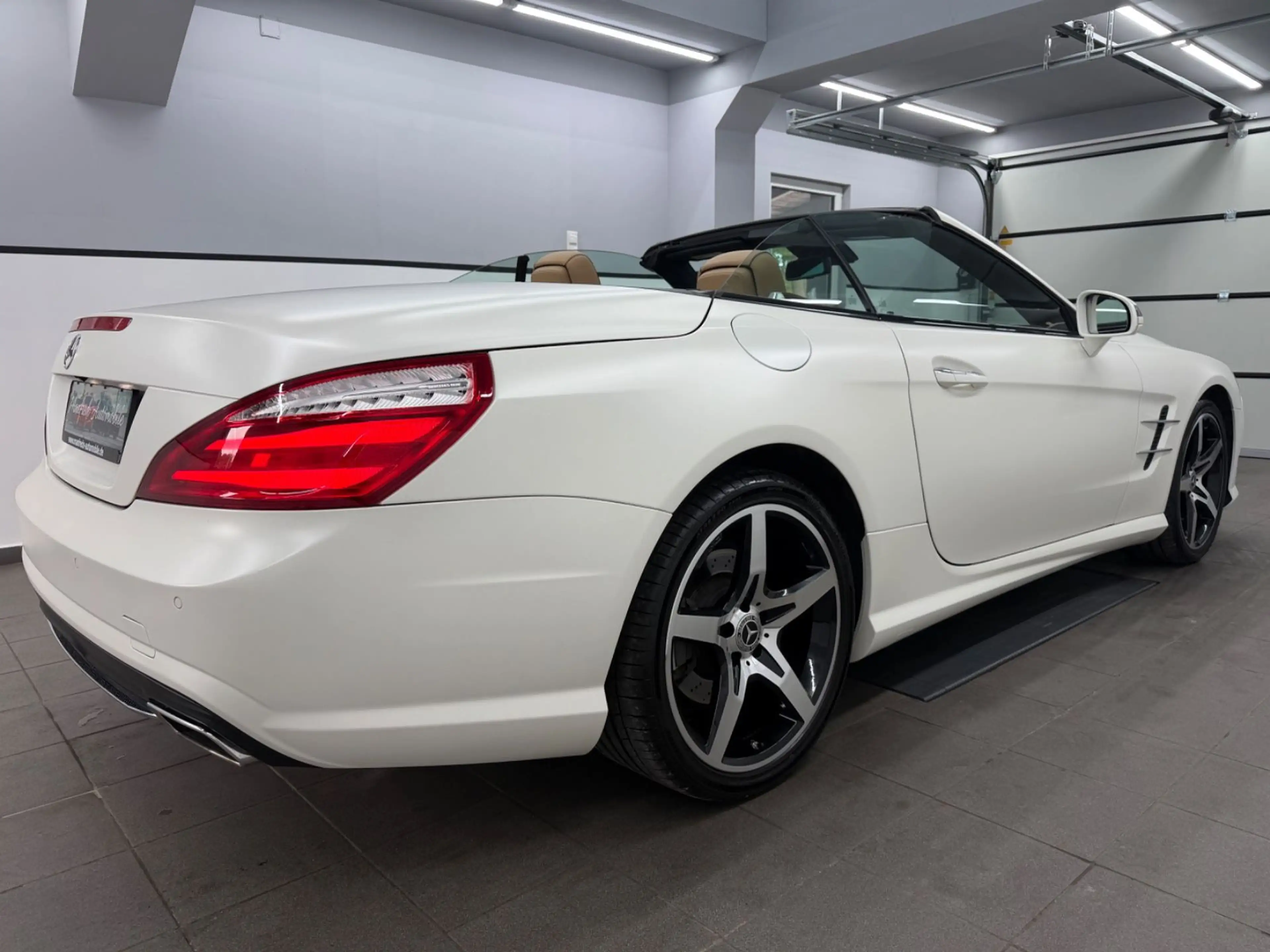 Mercedes-Benz SL 500 AMG Designo Magno Kaschmirweiss/Vollausst — photo 10