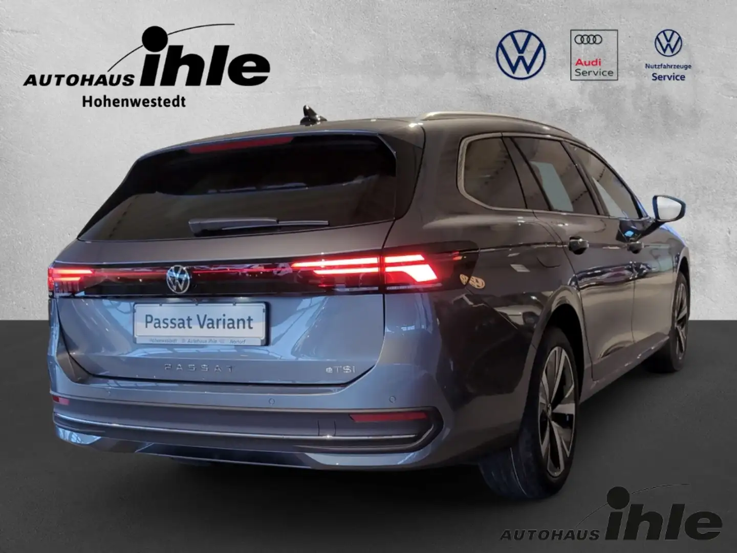 Volkswagen Passat Variant 1,5 eTSI DSG Business AHK+NAVI+APP Grau - 2