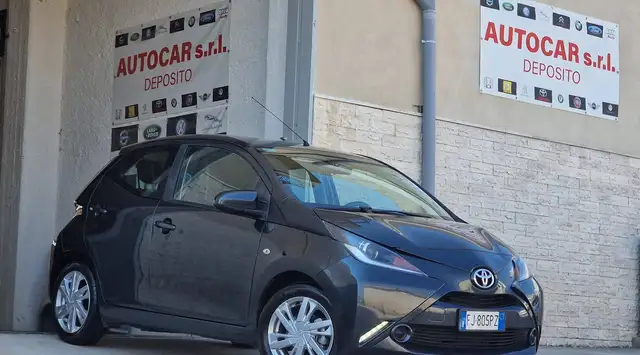 Toyota Aygo Aygo II 5PORTE 1.0 x-play m-mt AUTOMATICA 85.000 KM