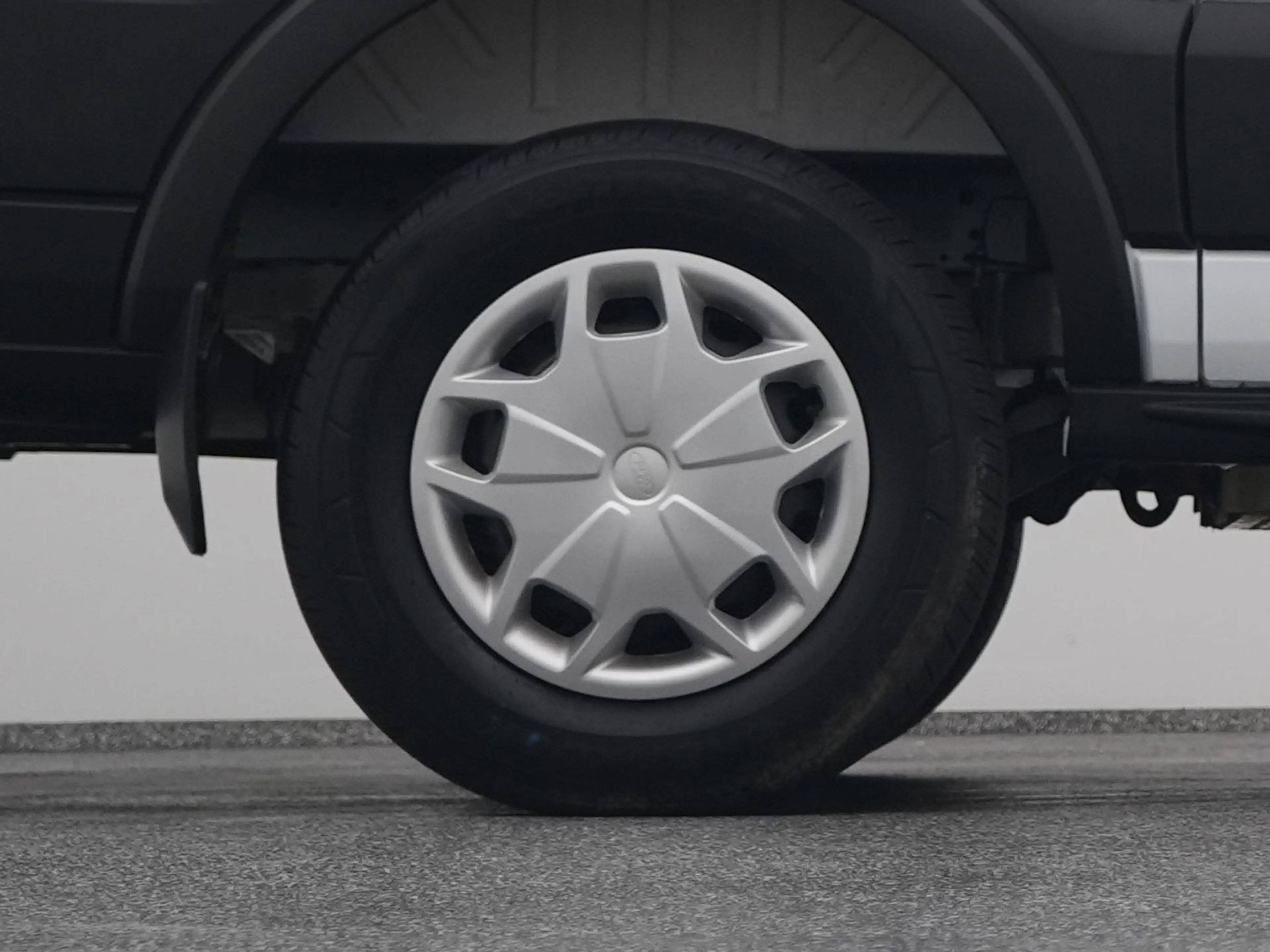 Ford E-Transit 350 L2H2 Trend 68 kWh | CAMERA | CARPLAY | STOELVE — photo 42