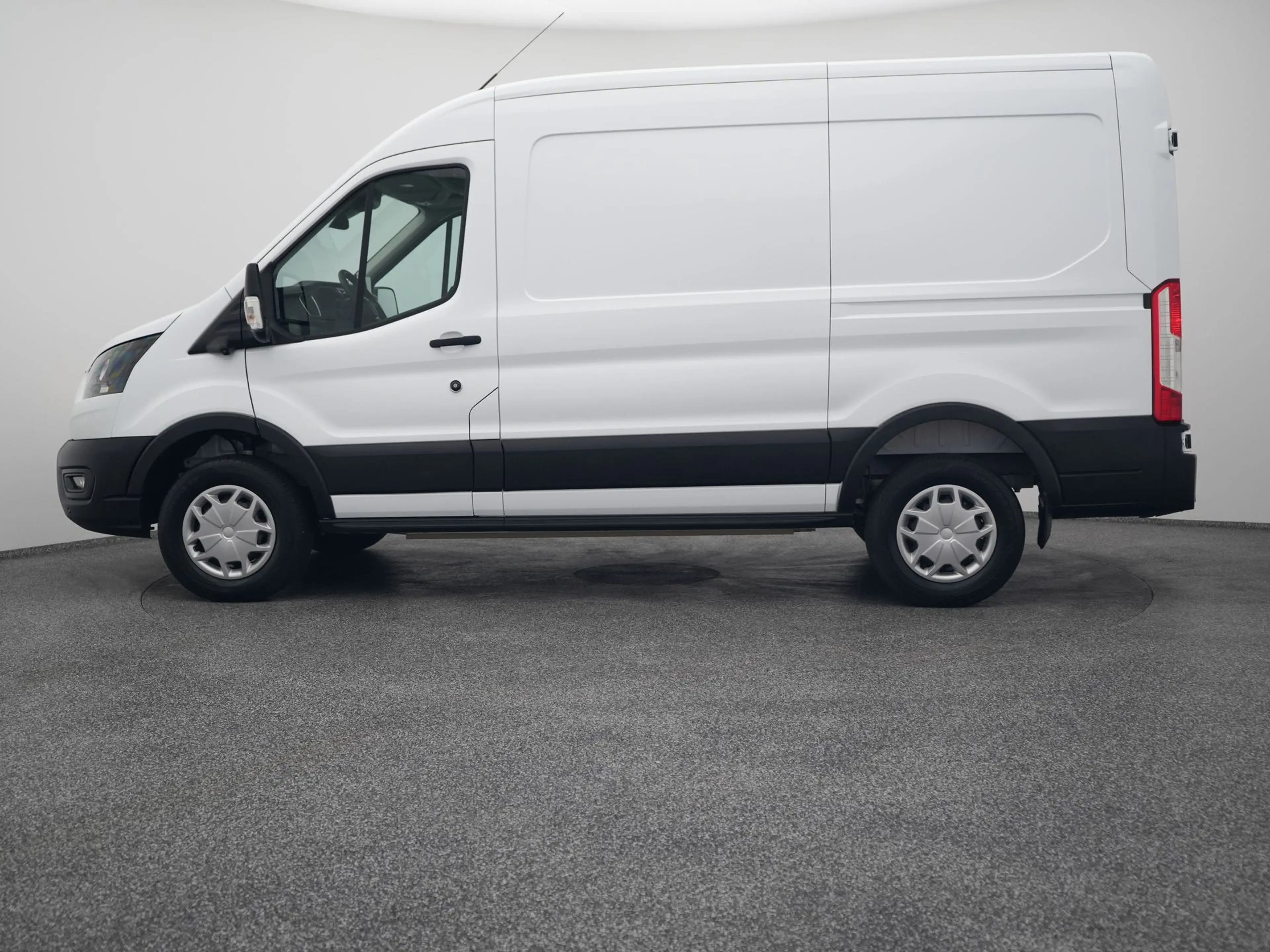 Ford E-Transit 350 L2H2 Trend 68 kWh | CAMERA | CARPLAY | STOELVE — photo 15