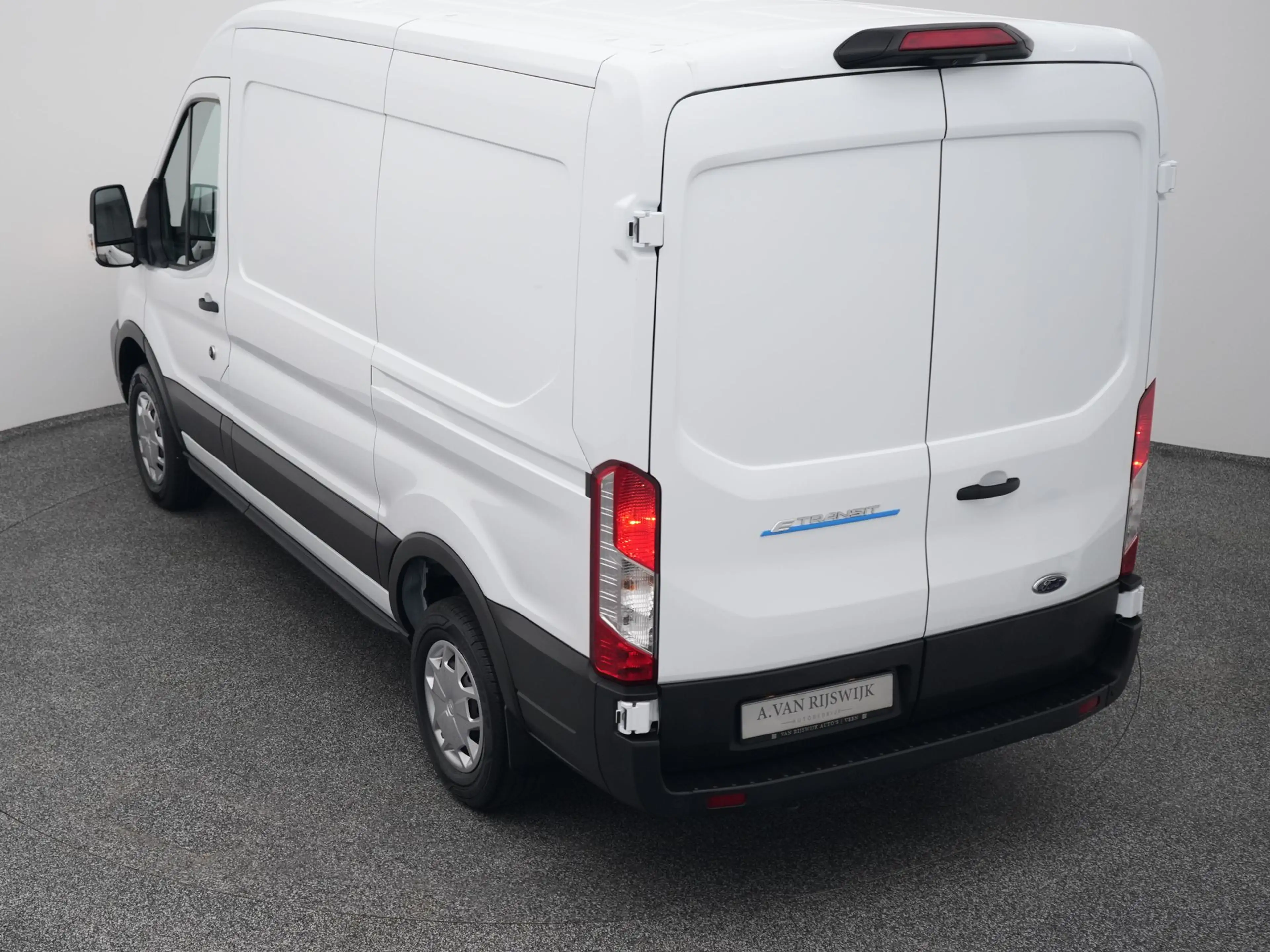 Ford E-Transit 350 L2H2 Trend 68 kWh | CAMERA | CARPLAY | STOELVE — photo 27