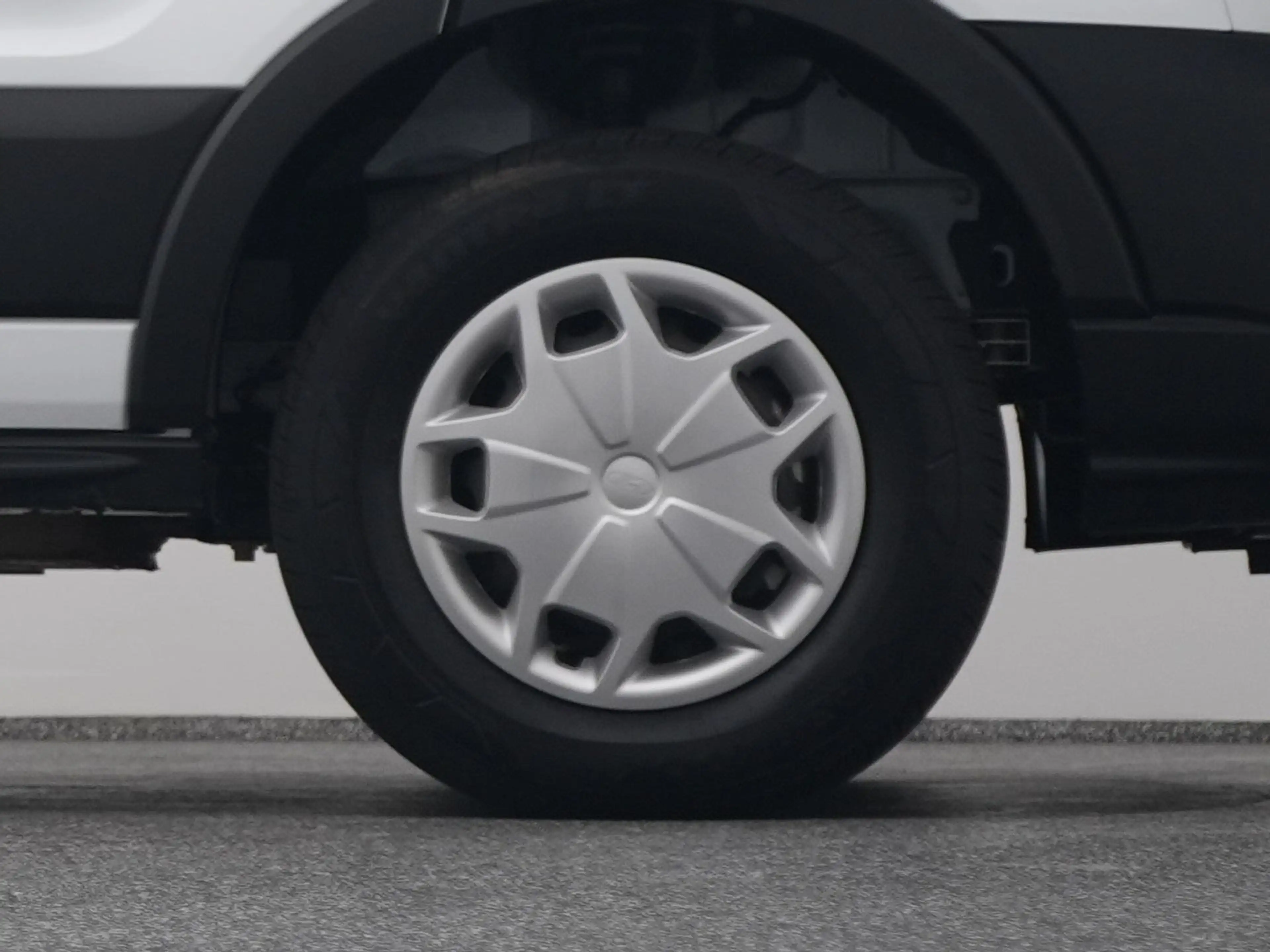 Ford E-Transit 350 L2H2 Trend 68 kWh | CAMERA | CARPLAY | STOELVE — photo 43