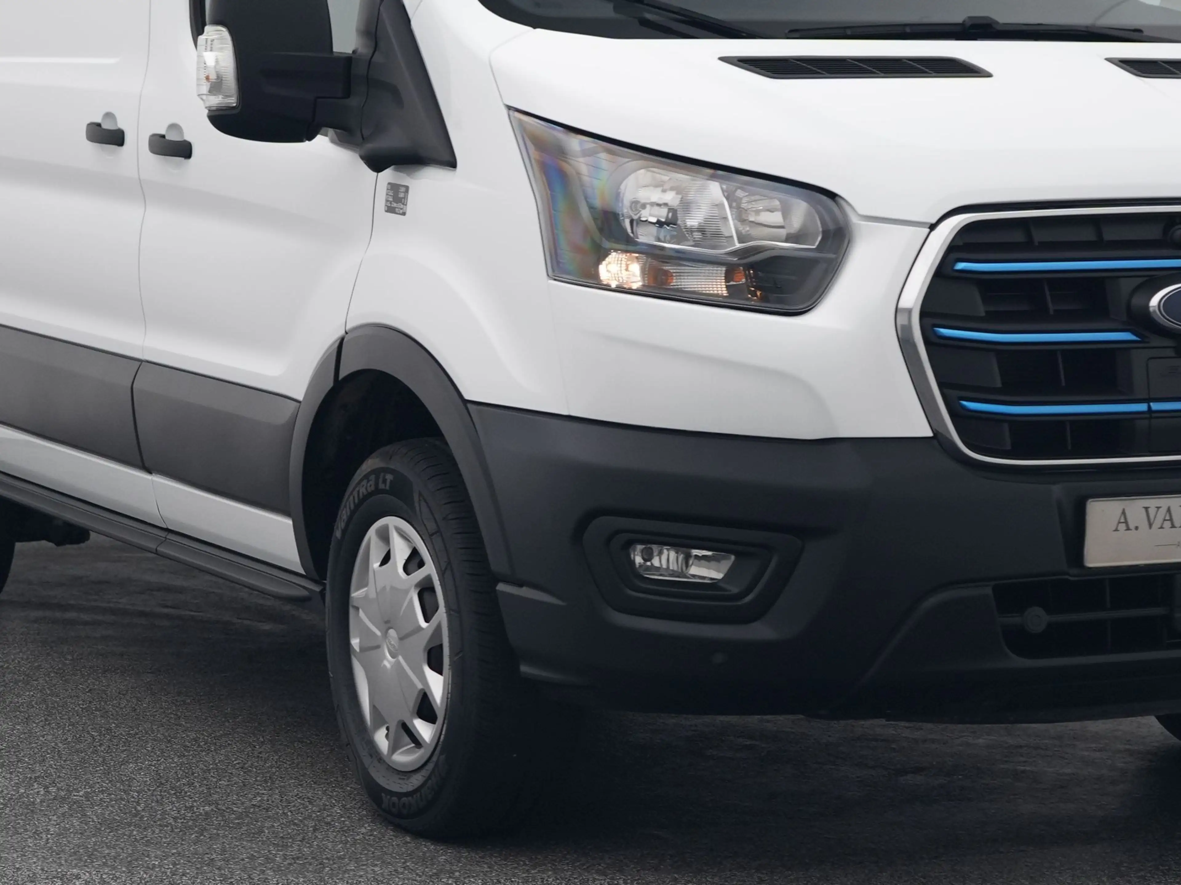Ford E-Transit 350 L2H2 Trend 68 kWh | CAMERA | CARPLAY | STOELVE — photo 19