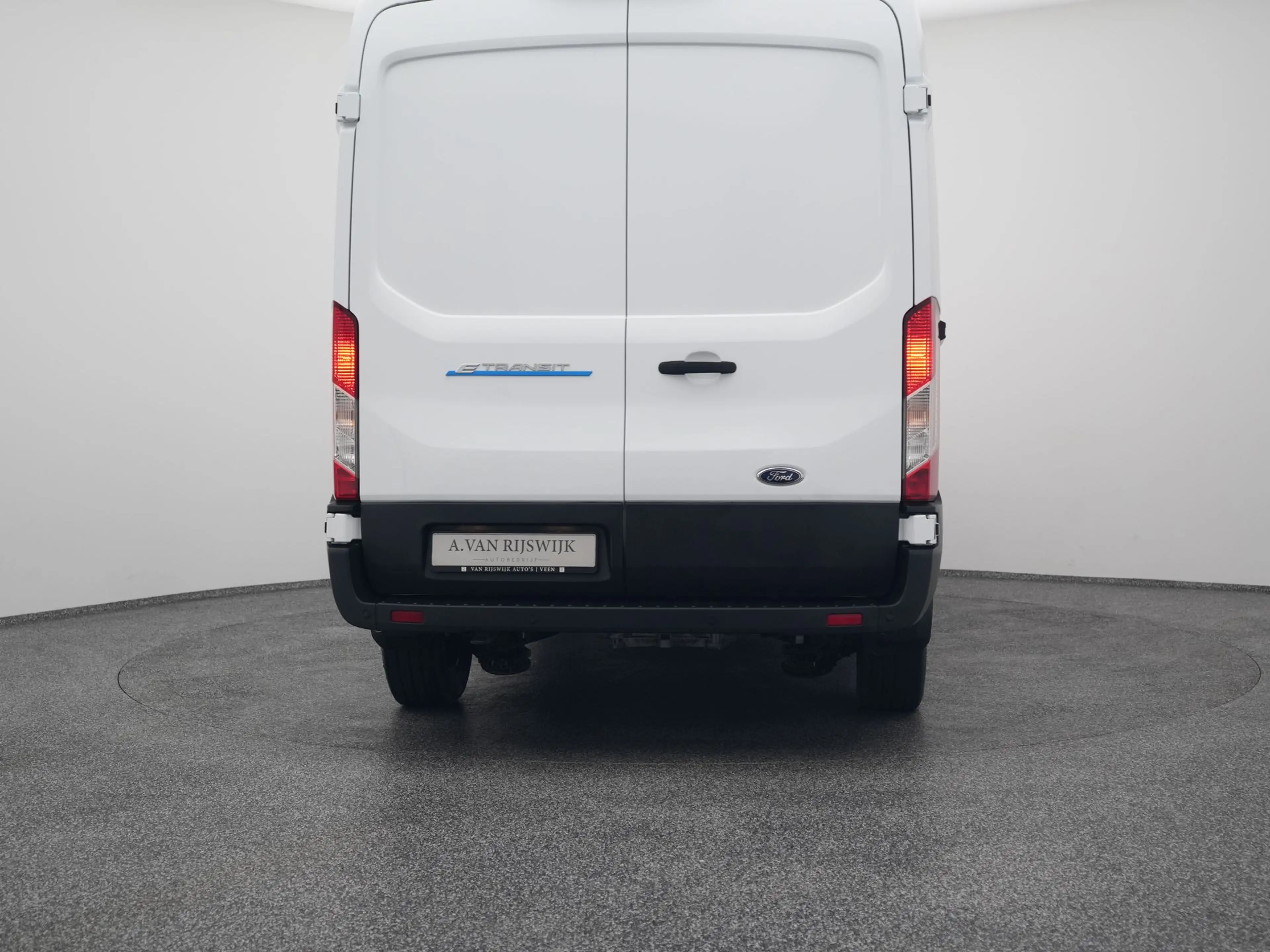 Ford E-Transit 350 L2H2 Trend 68 kWh | CAMERA | CARPLAY | STOELVE — photo 11