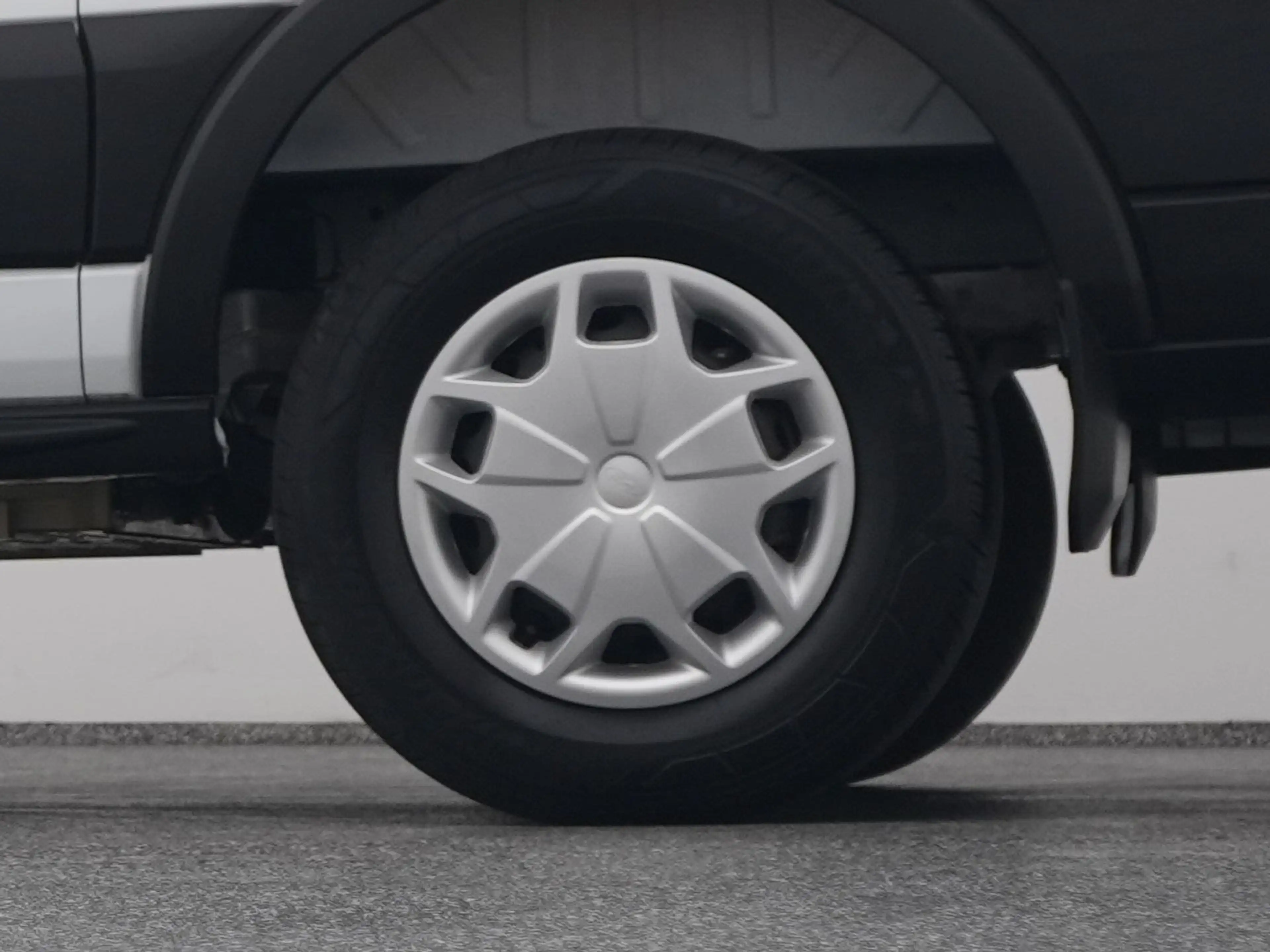 Ford E-Transit 350 L2H2 Trend 68 kWh | CAMERA | CARPLAY | STOELVE — photo 41