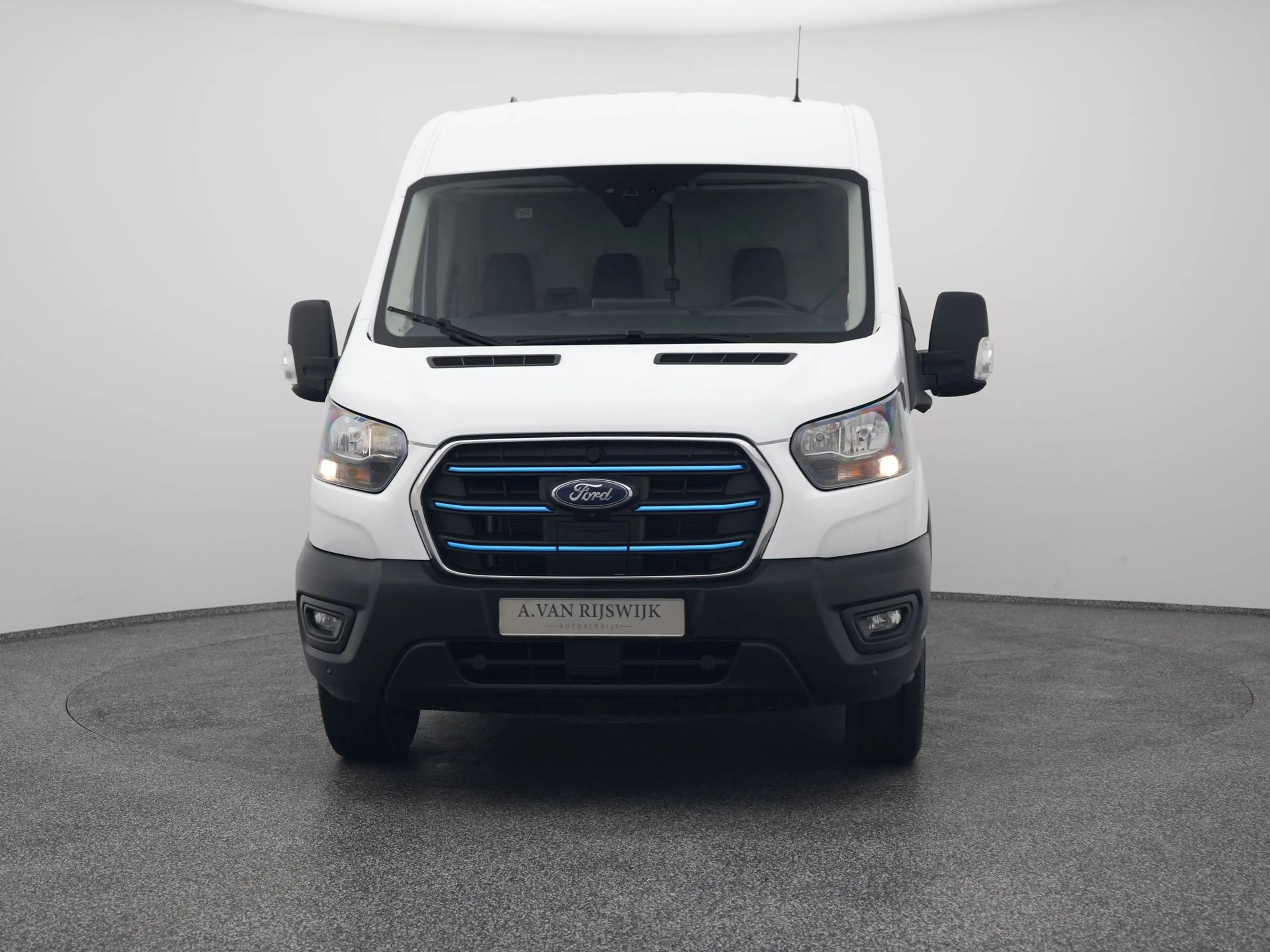 Ford E-Transit 350 L2H2 Trend 68 kWh | CAMERA | CARPLAY | STOELVE — photo 10