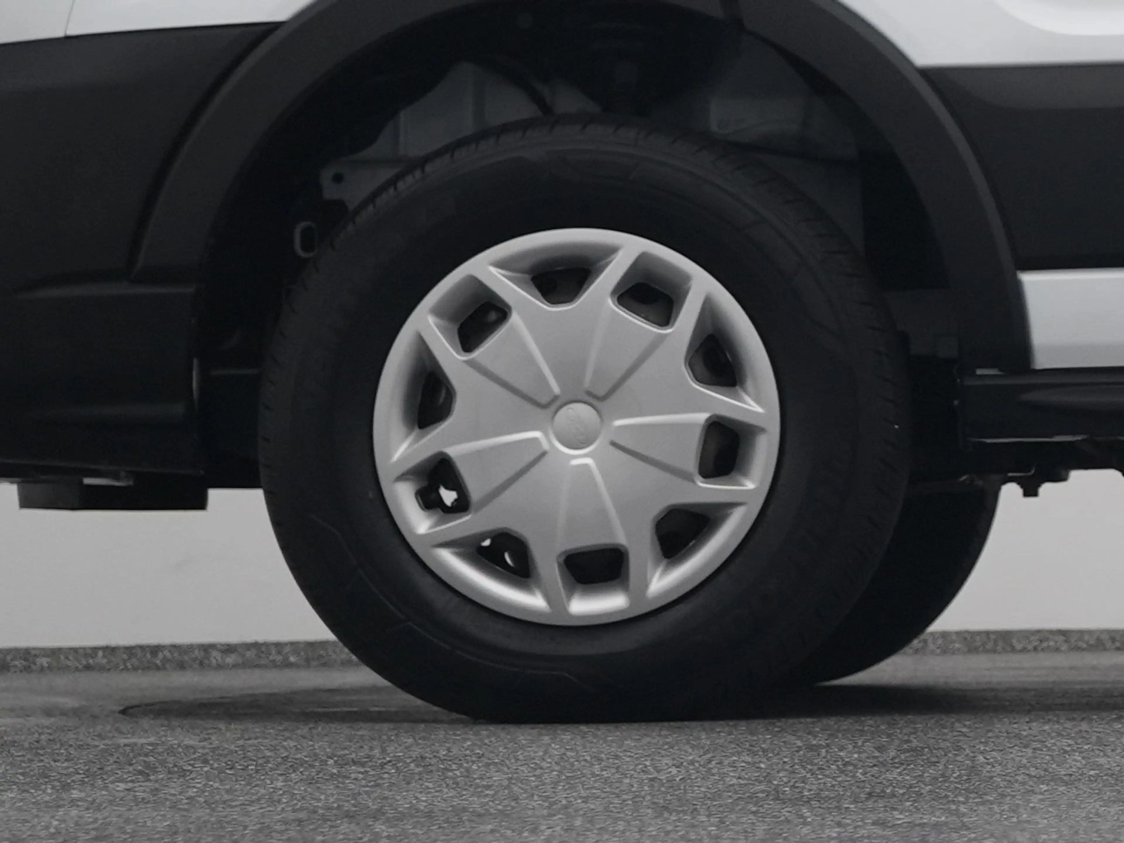 Ford E-Transit 350 L2H2 Trend 68 kWh | CAMERA | CARPLAY | STOELVE — photo 40