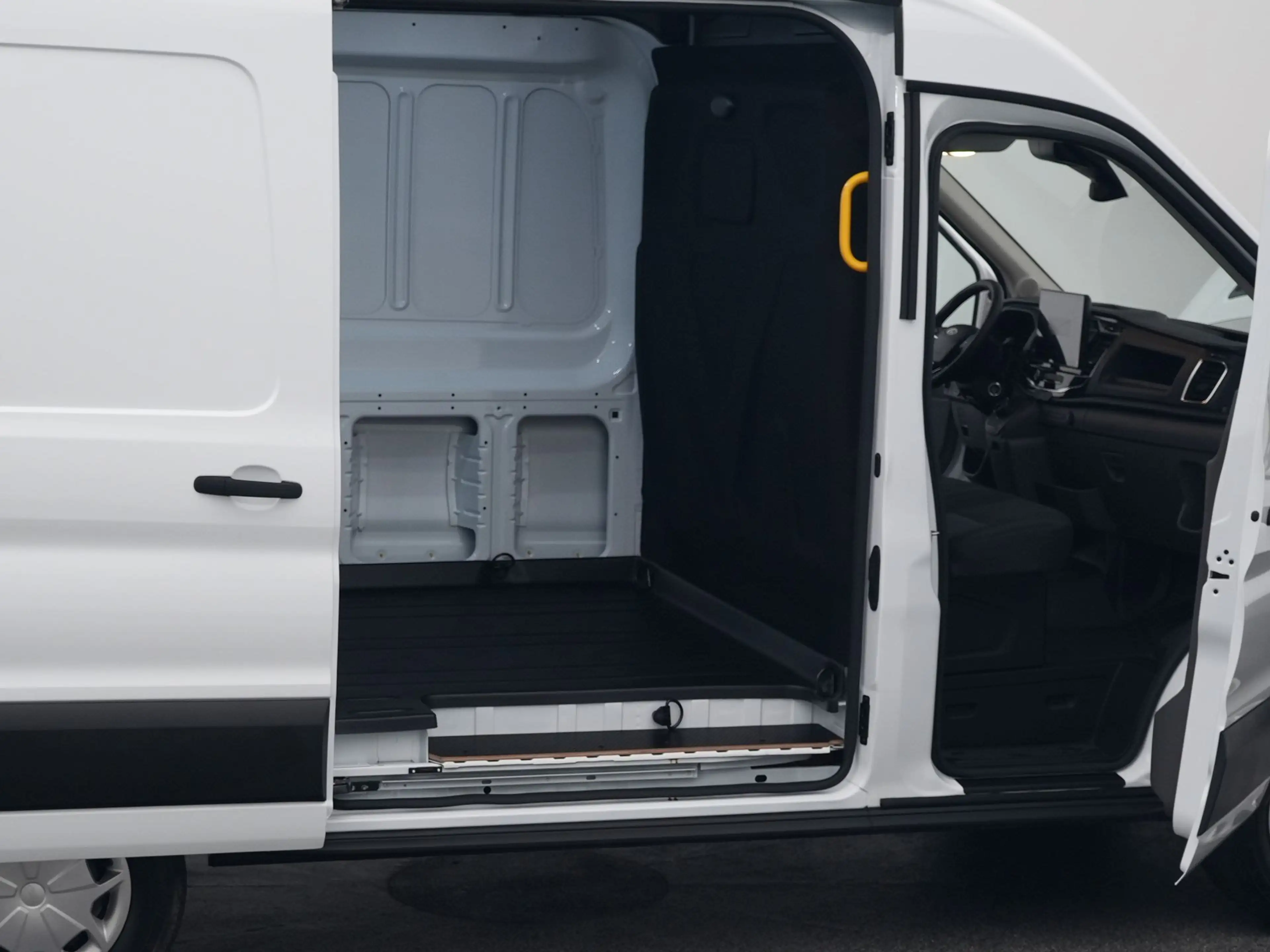 Ford E-Transit 350 L2H2 Trend 68 kWh | CAMERA | CARPLAY | STOELVE — photo 35