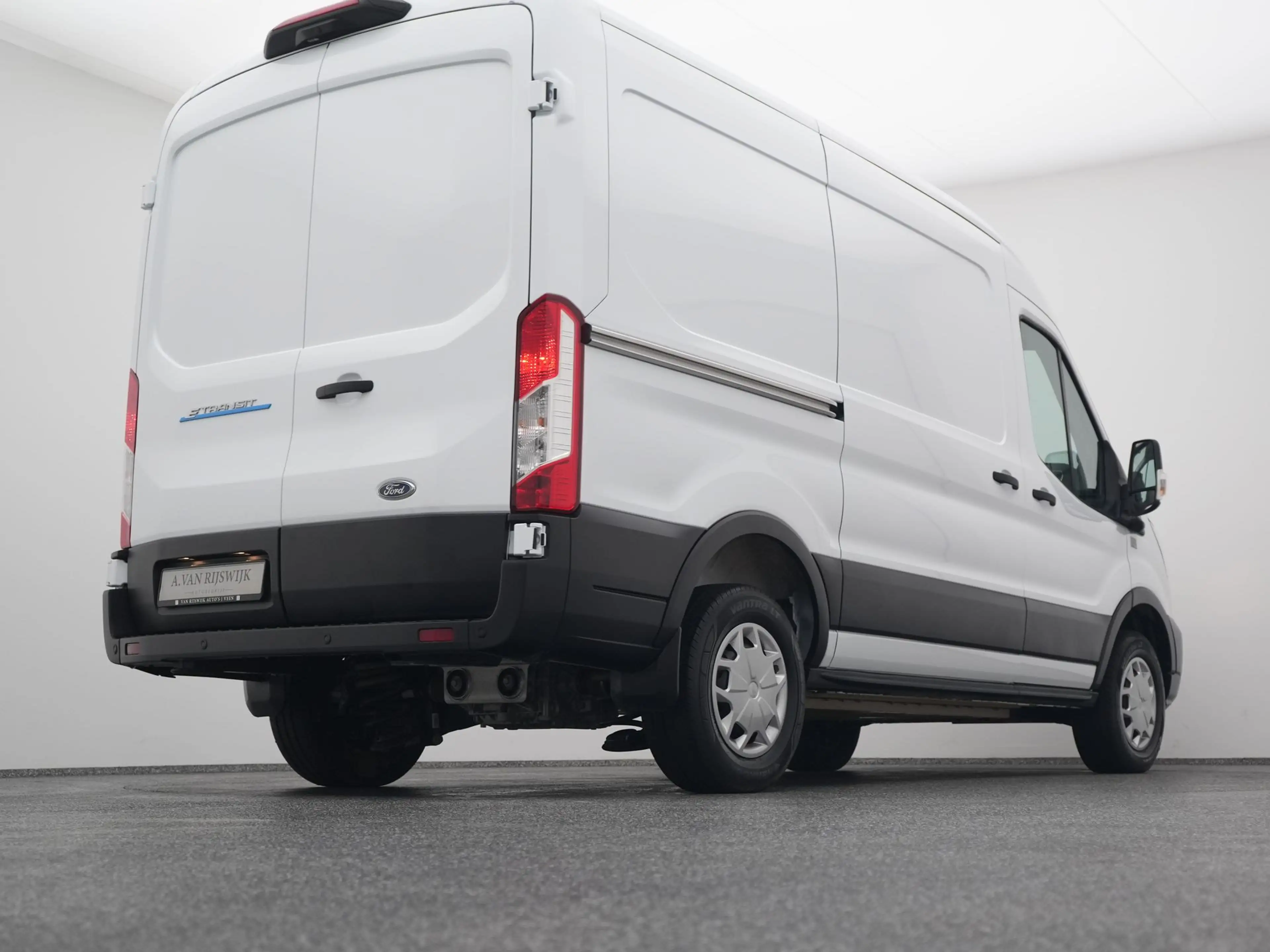 Ford E-Transit 350 L2H2 Trend 68 kWh | CAMERA | CARPLAY | STOELVE — photo 18