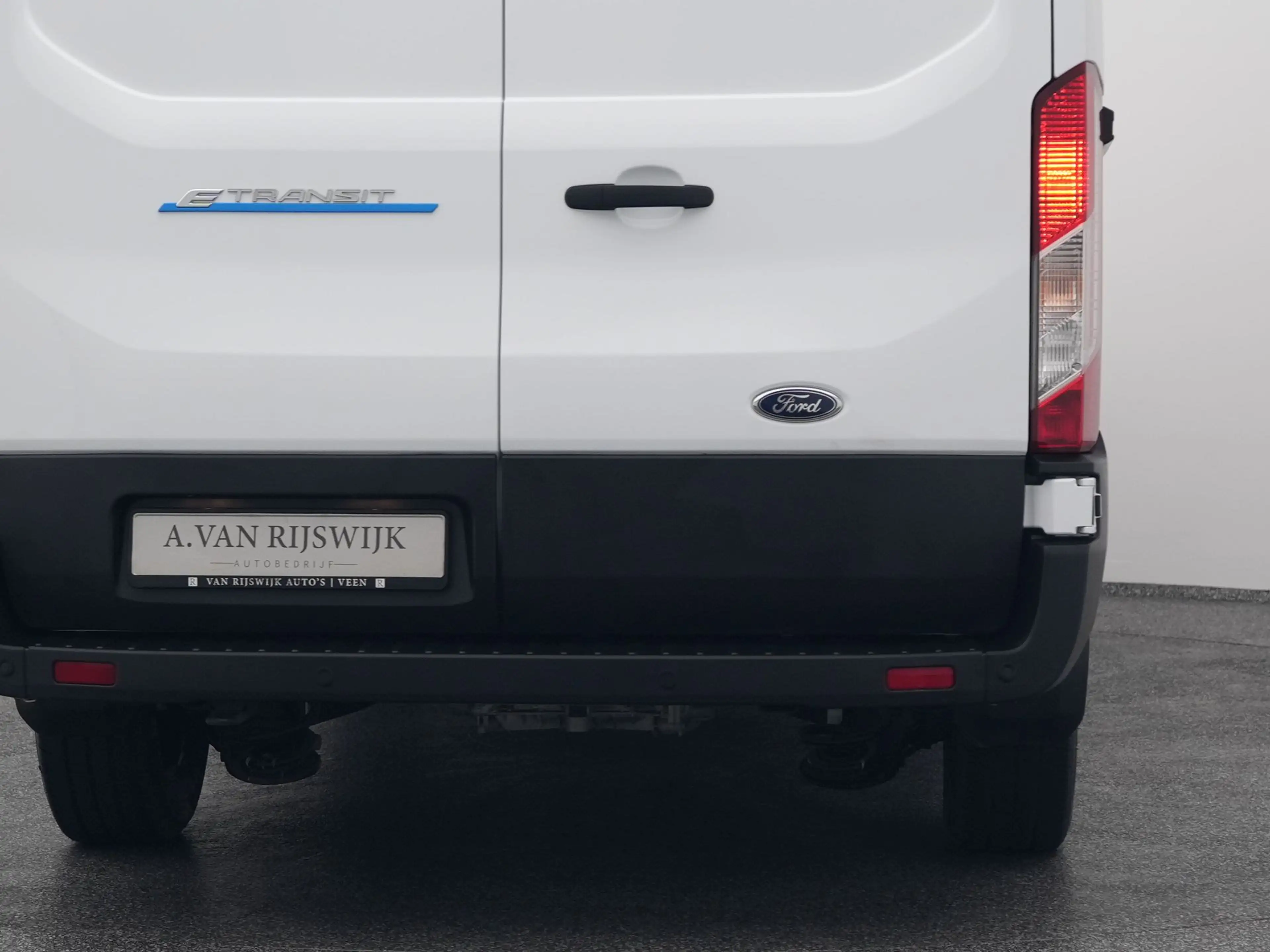 Ford E-Transit 350 L2H2 Trend 68 kWh | CAMERA | CARPLAY | STOELVE — photo 22