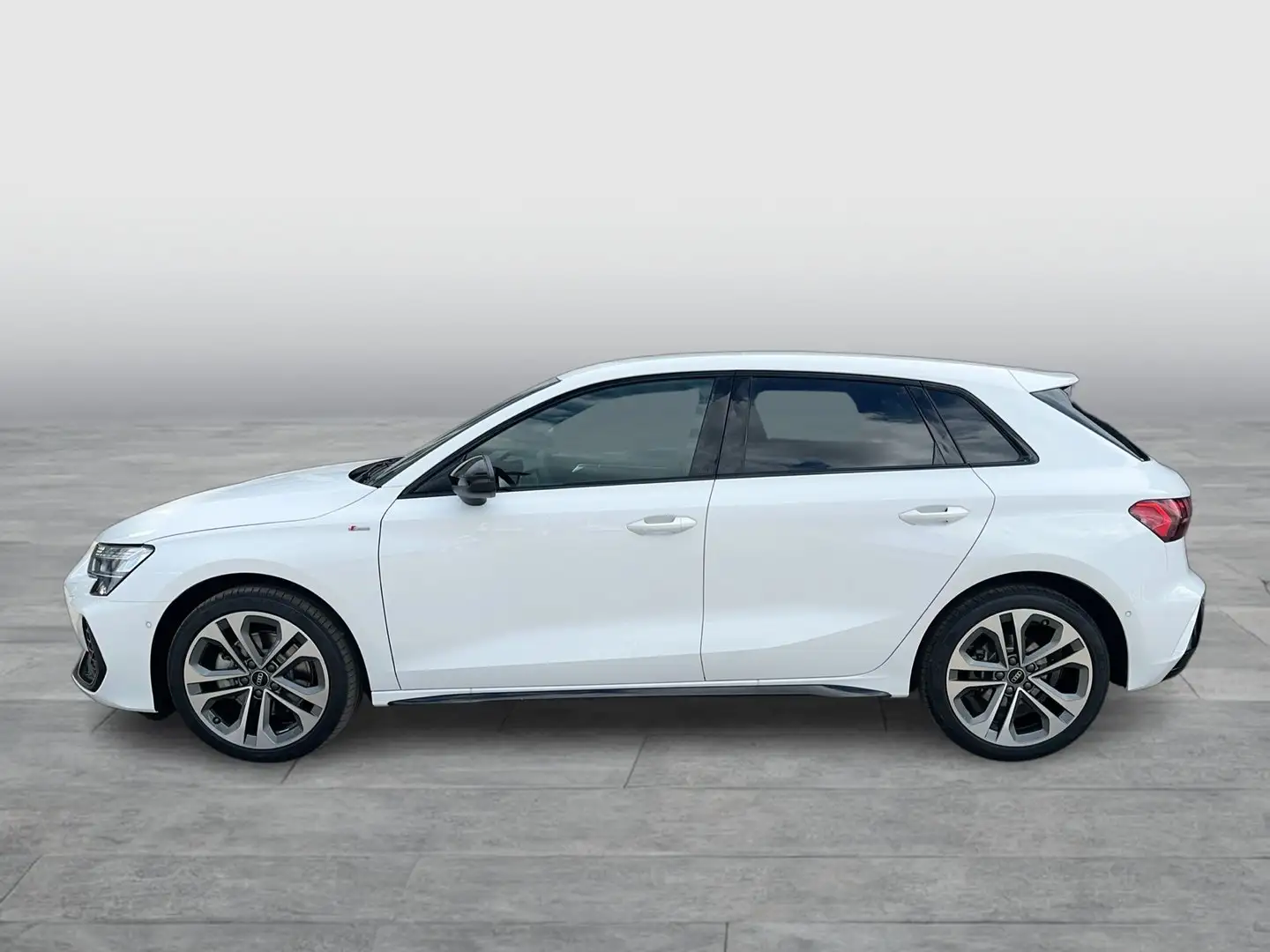 Audi A3 TFSI quattro S line 150kW Weiß - 2