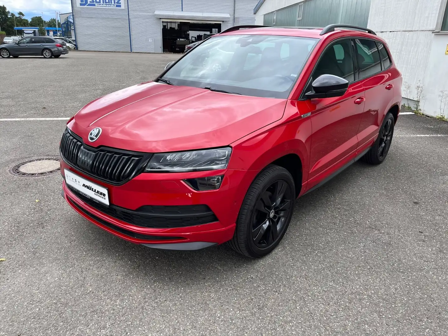 Skoda Karoq Sportline 1,5 TSI DSG Navi|ACC|Canton|Pano Rouge - 2