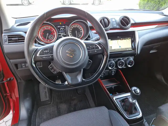 Suzuki Swift view 10