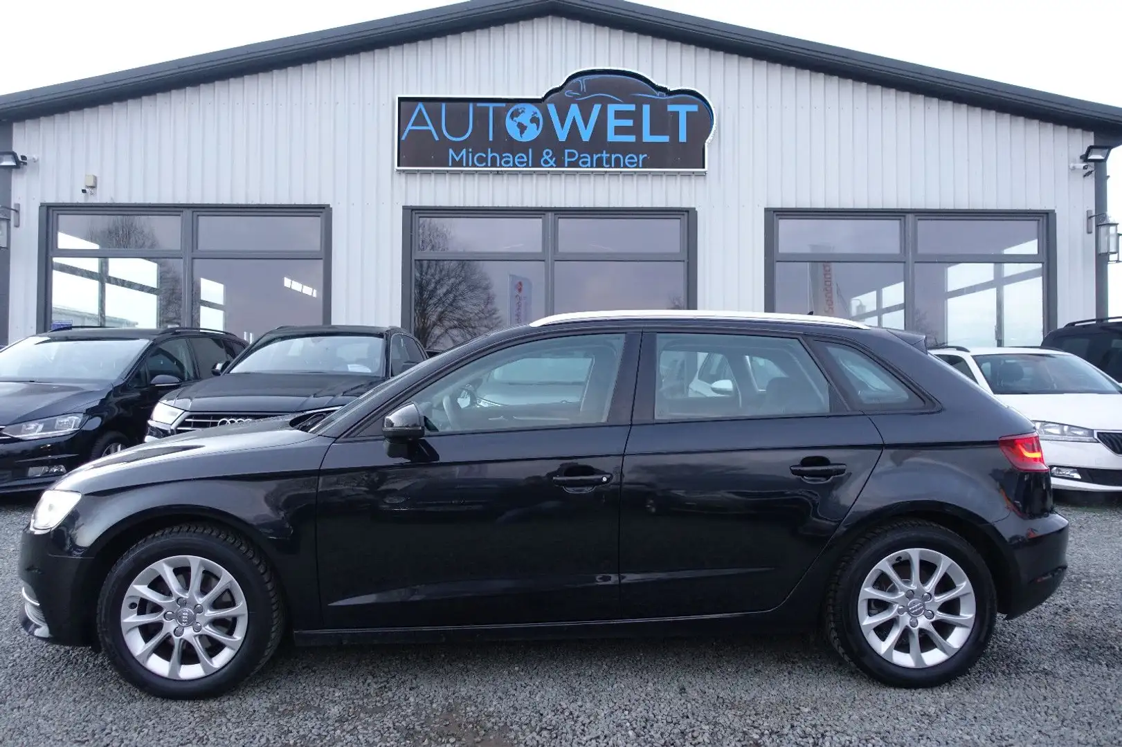 Audi A3 Sportback 1.4 lück.Audi-Scheckheft XEN SITZH Schwarz - 1