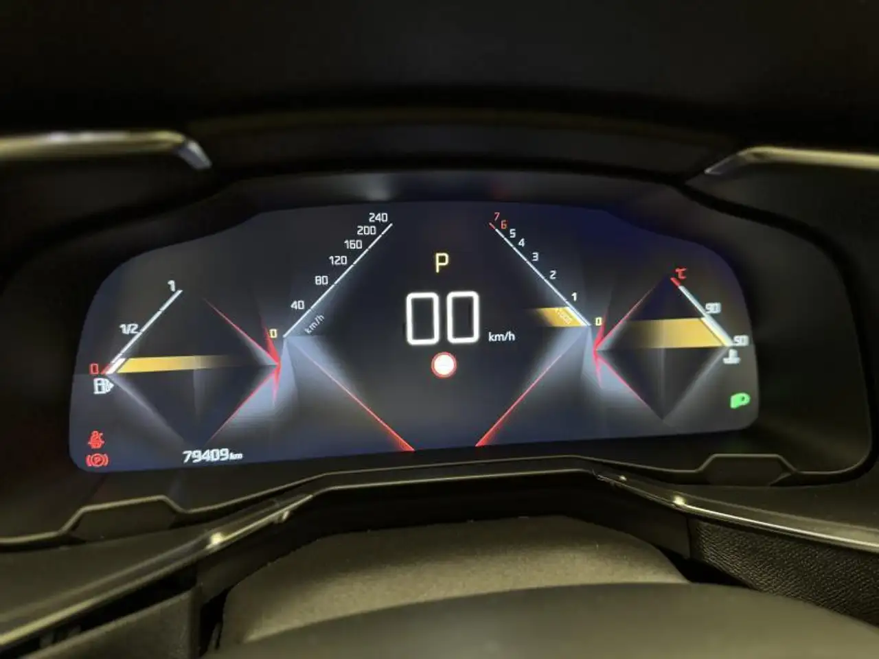 DS Automobiles DS 7 Crossback 2022 — фото 14