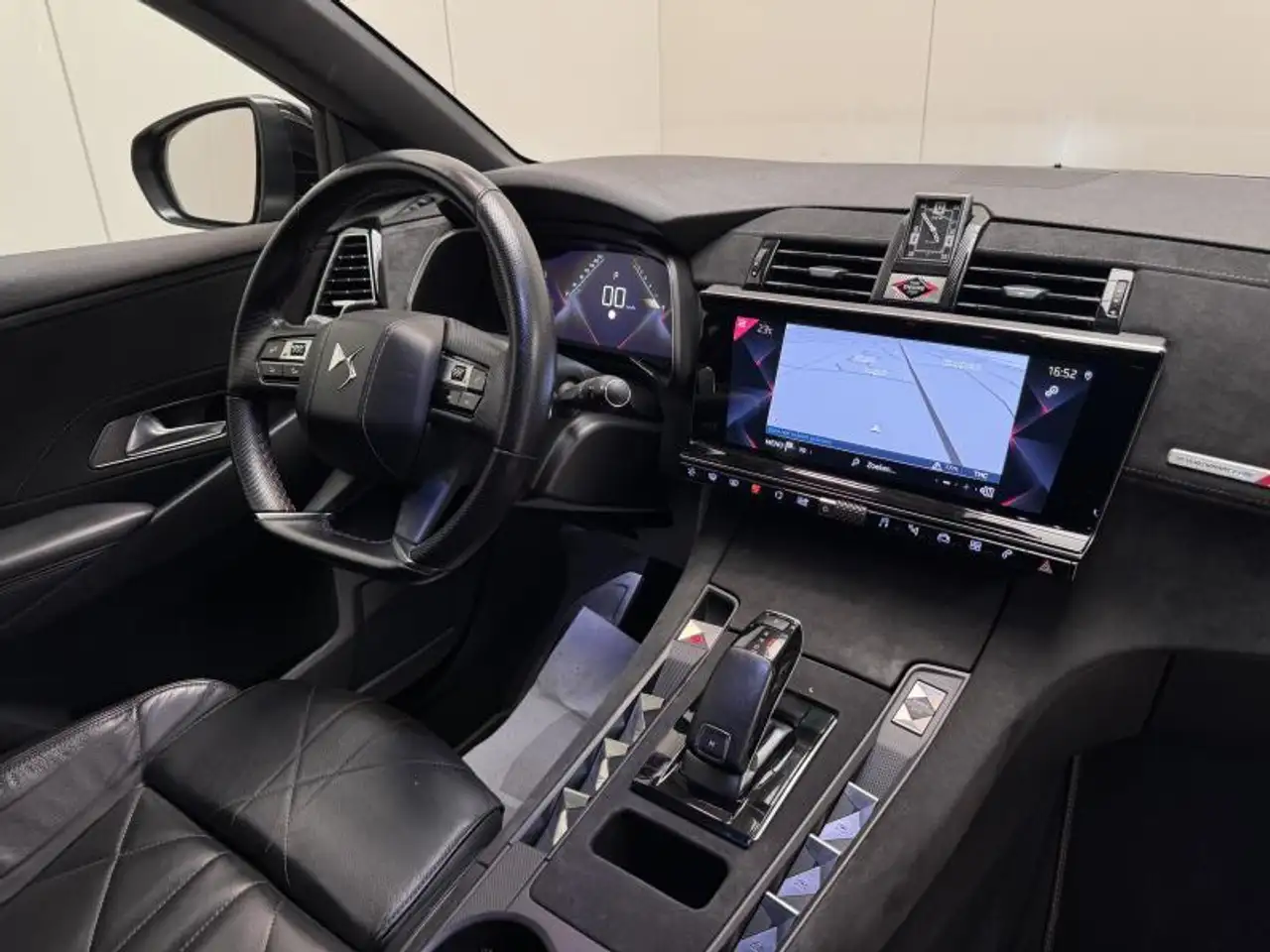 DS Automobiles DS 7 Crossback 2022 — фото 20