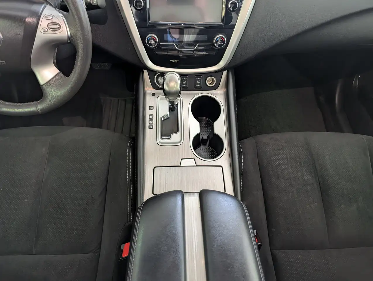 Nissan Murano снимка Nissan Murano