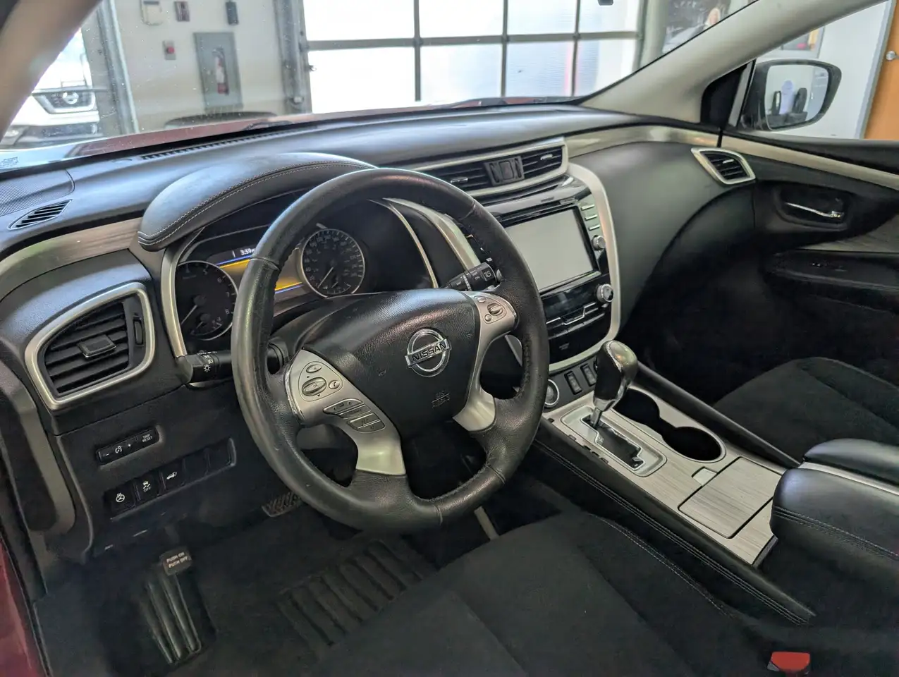 Nissan Murano снимка Nissan Murano
