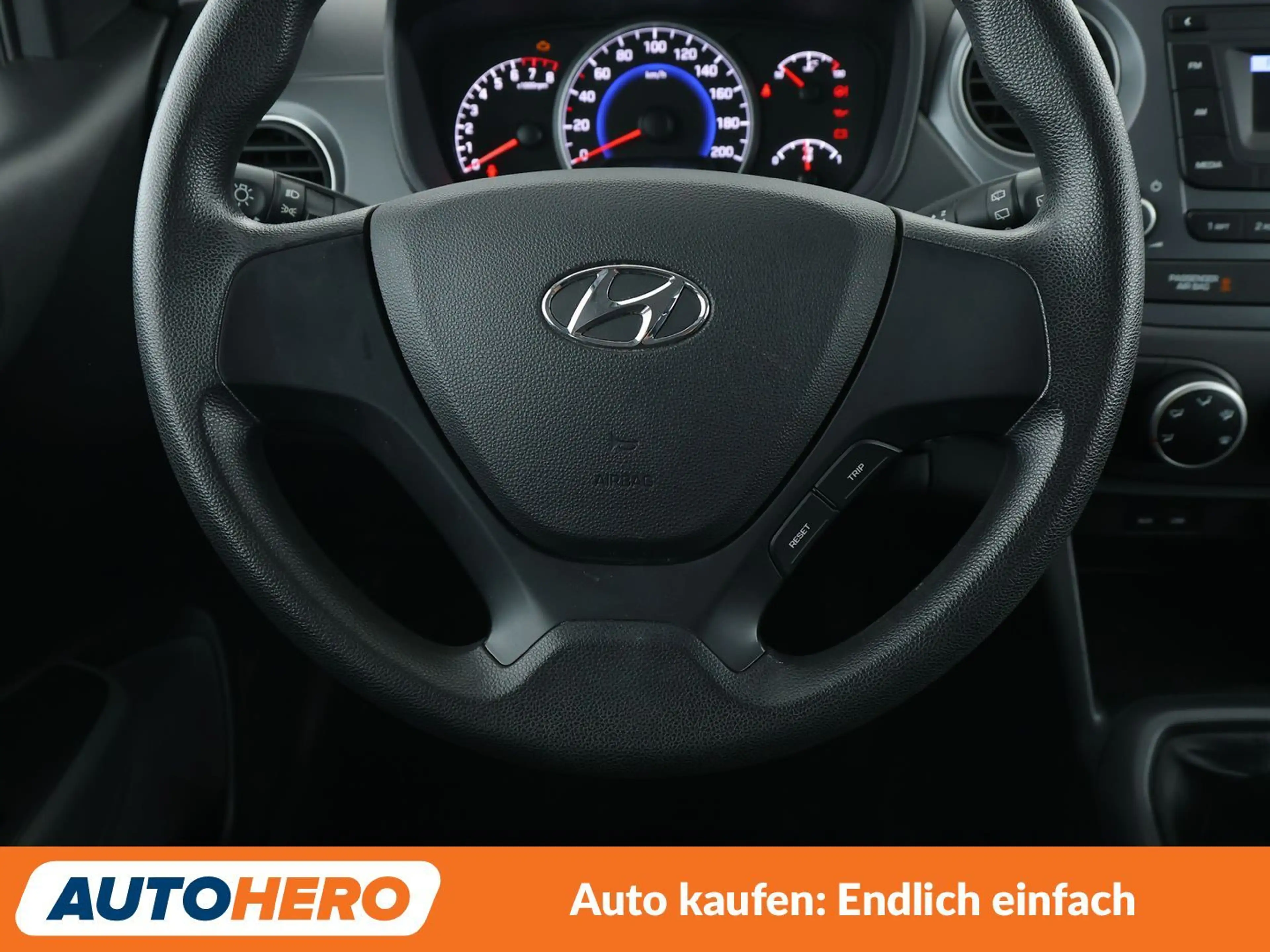 Hyundai i10 1.0 Select*KLIMA*RADIO* — photo 17
