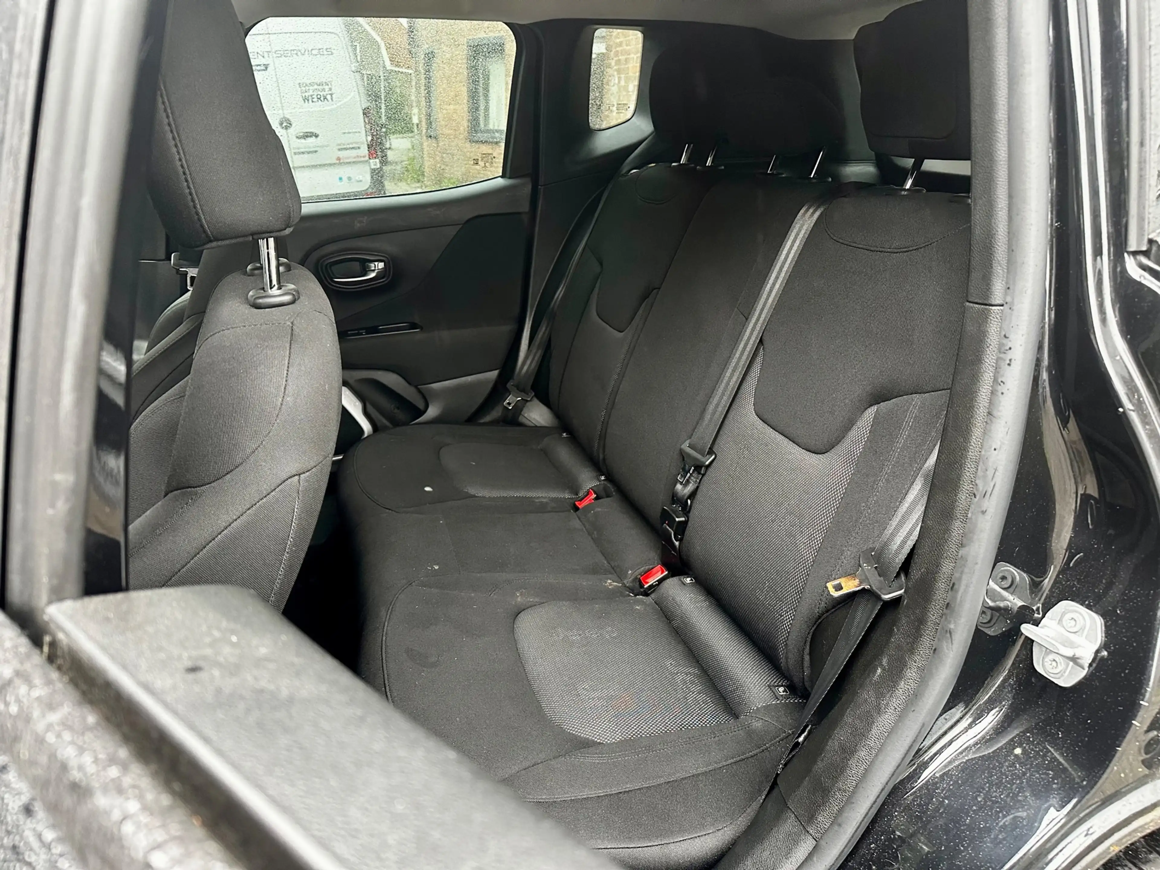 Jeep Renegade 1.4 MultiAir Limited — photo 13
