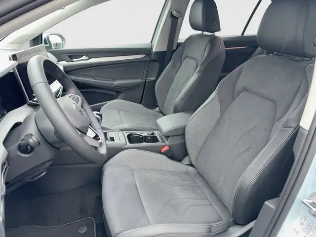Volkswagen Golf view 8