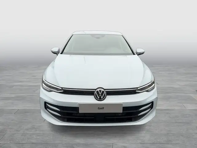Volkswagen Golf view 2