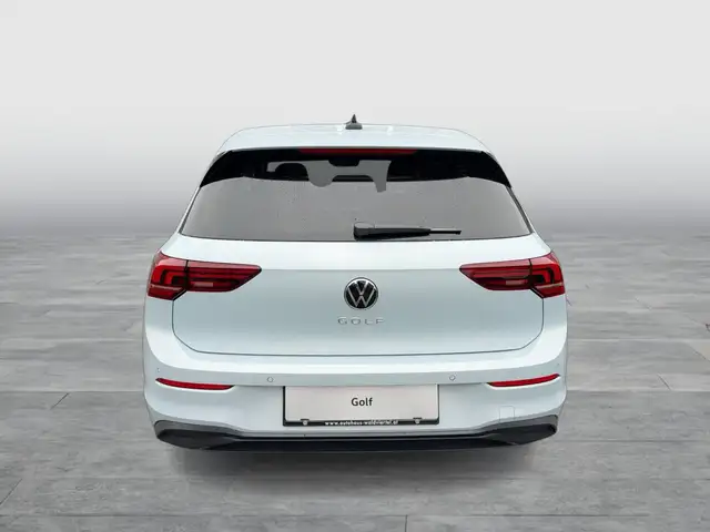 Volkswagen Golf view 5