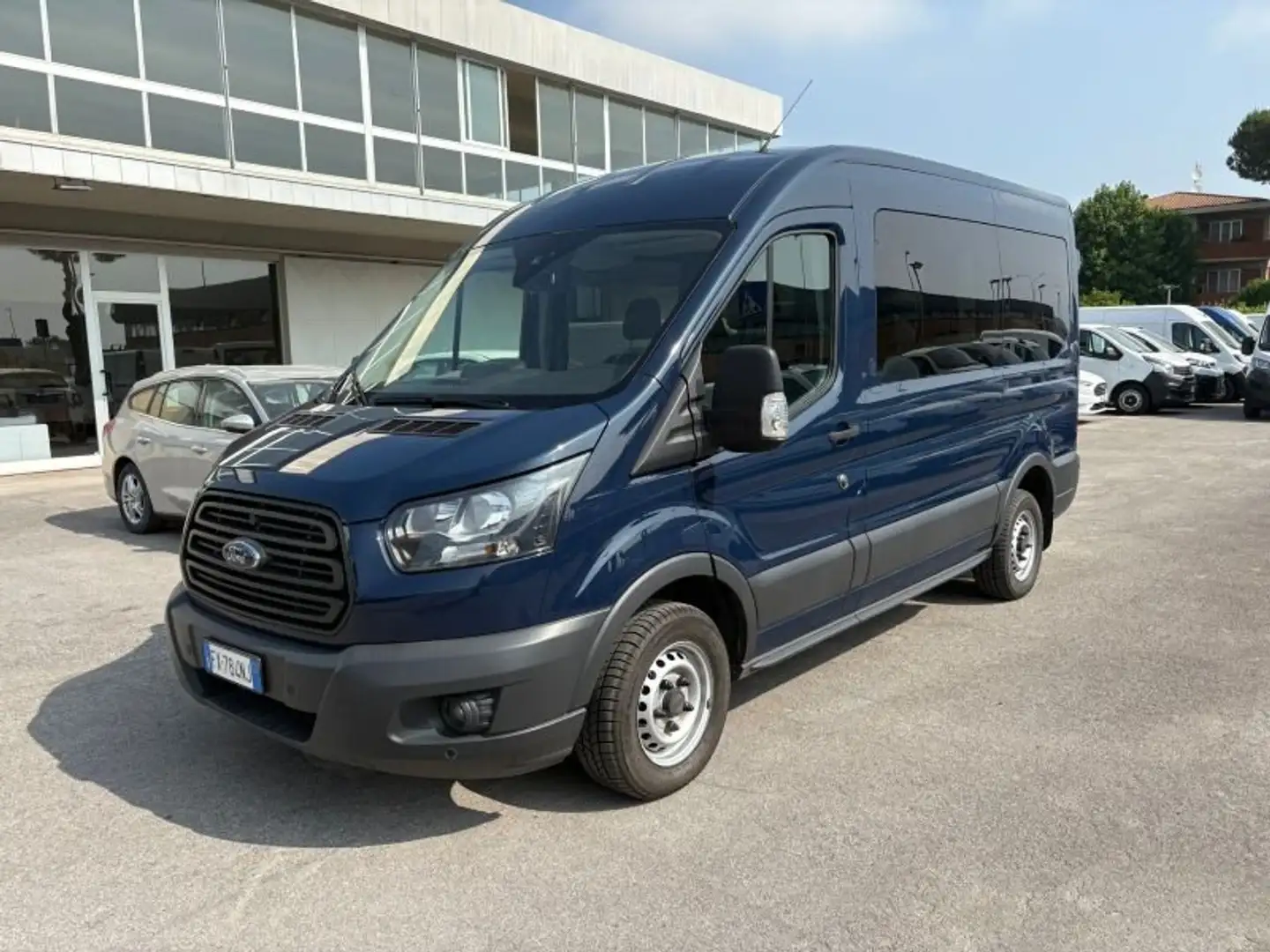 Ford Transit Bus Bus 2.0 ecoblue combi 8p. Blau - 1